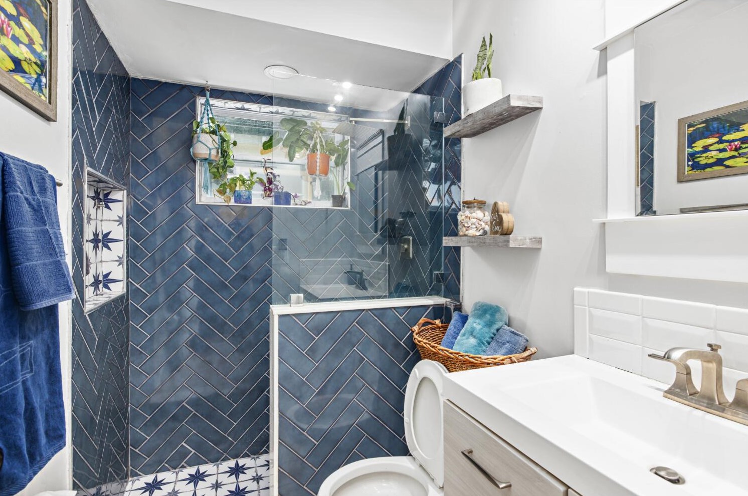 1115 Palmway, Lake Worth FL  33460-5207 exterior