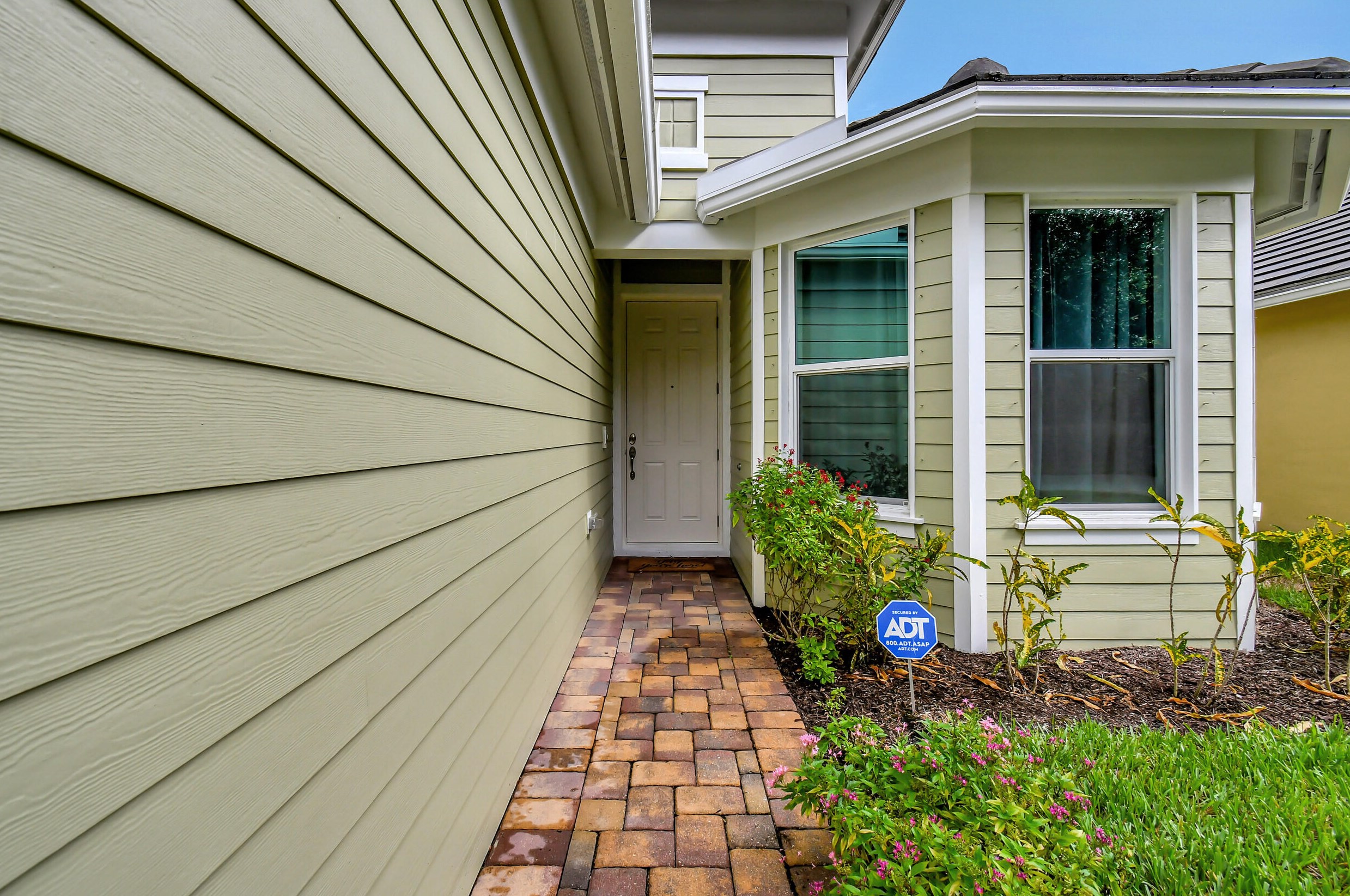 9142 Wrangler Dr, Lake Worth, FL 33467-7004