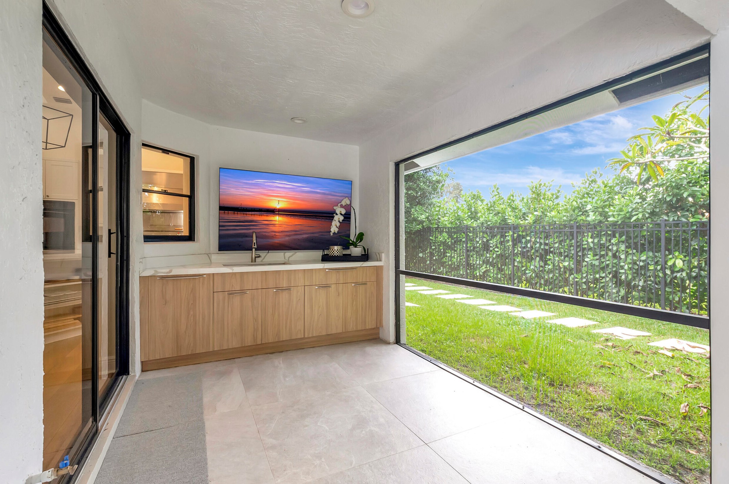 4085 Georges Way, Boca Raton FL  33434-5349 exterior