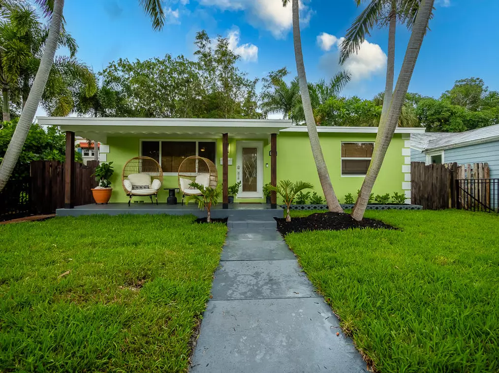 418 N Palmway, Lake Worth, FL 33460