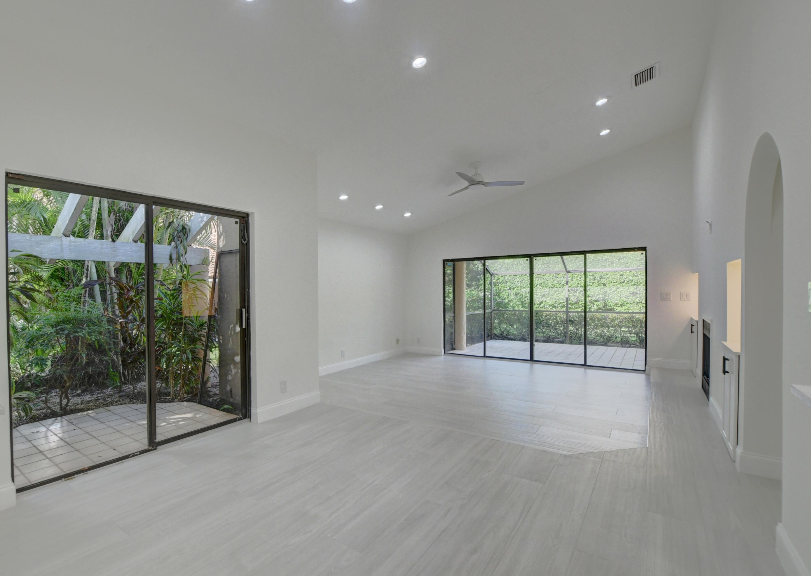 22780 Meridiana Dr, Boca Raton FL 33433-6310 exterior