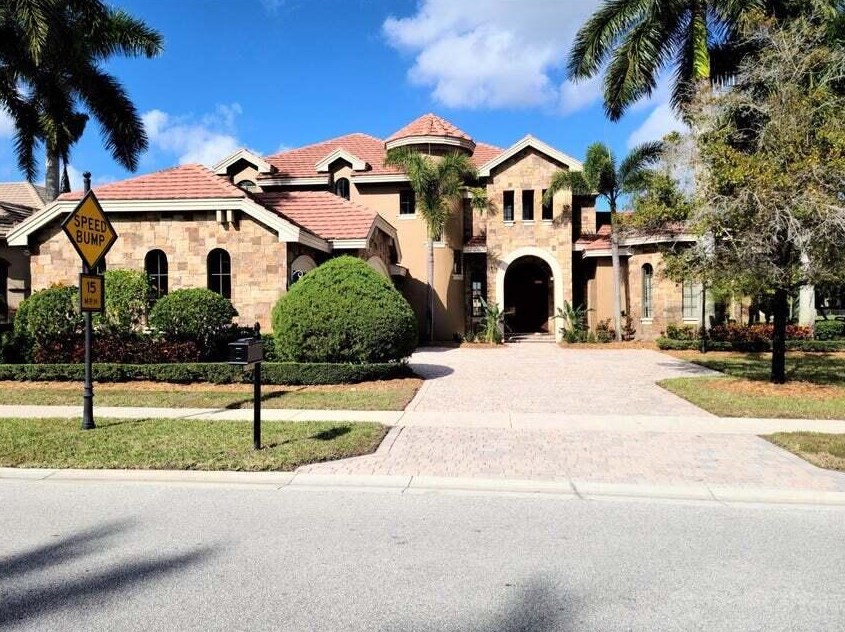 10531 Versailles Blvd, Lake Worth, FL 33449