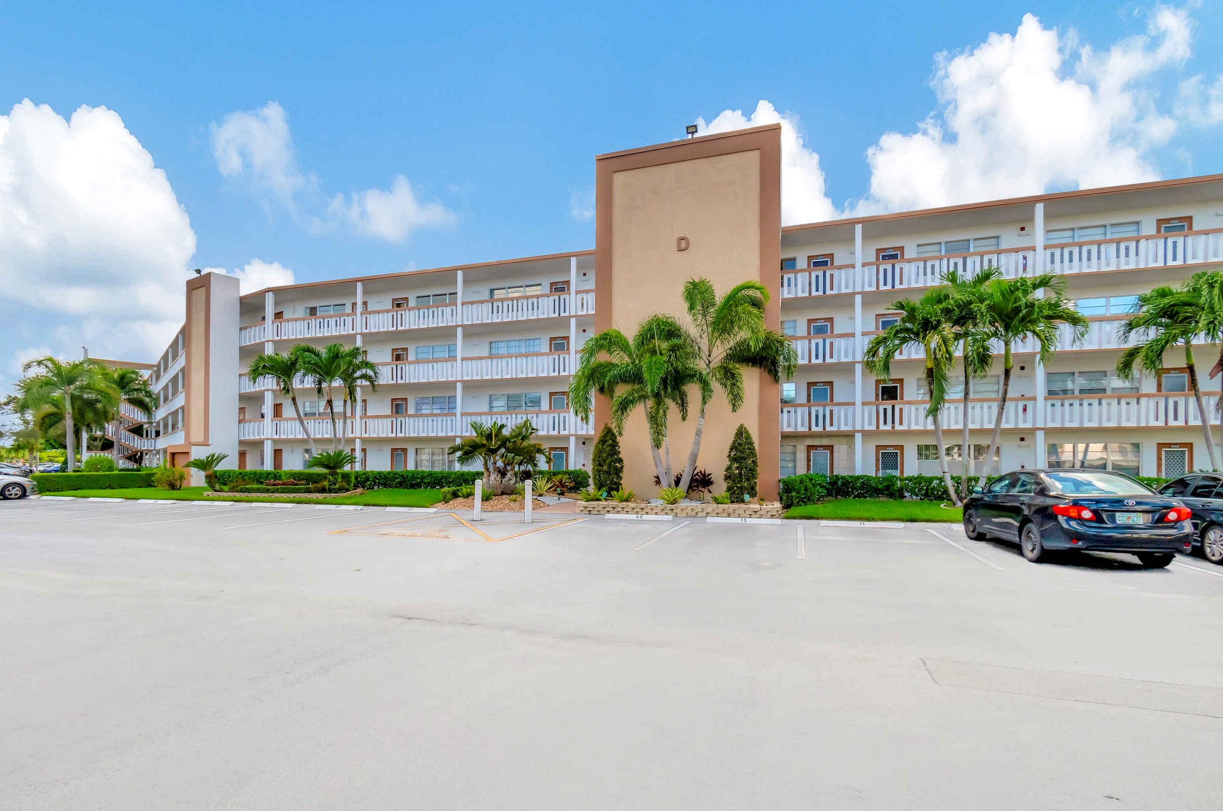 1071 Cornwall D, Boca Raton, FL 33434-2952