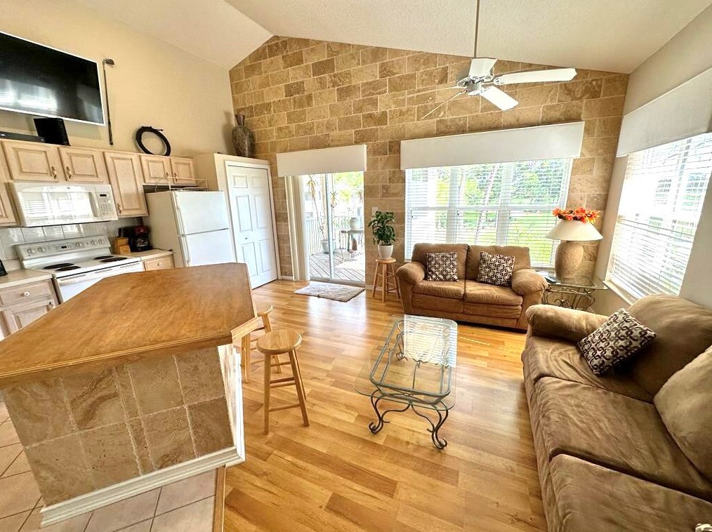 9895 Perfect Dr #a, Fort Pierce, FL 34986