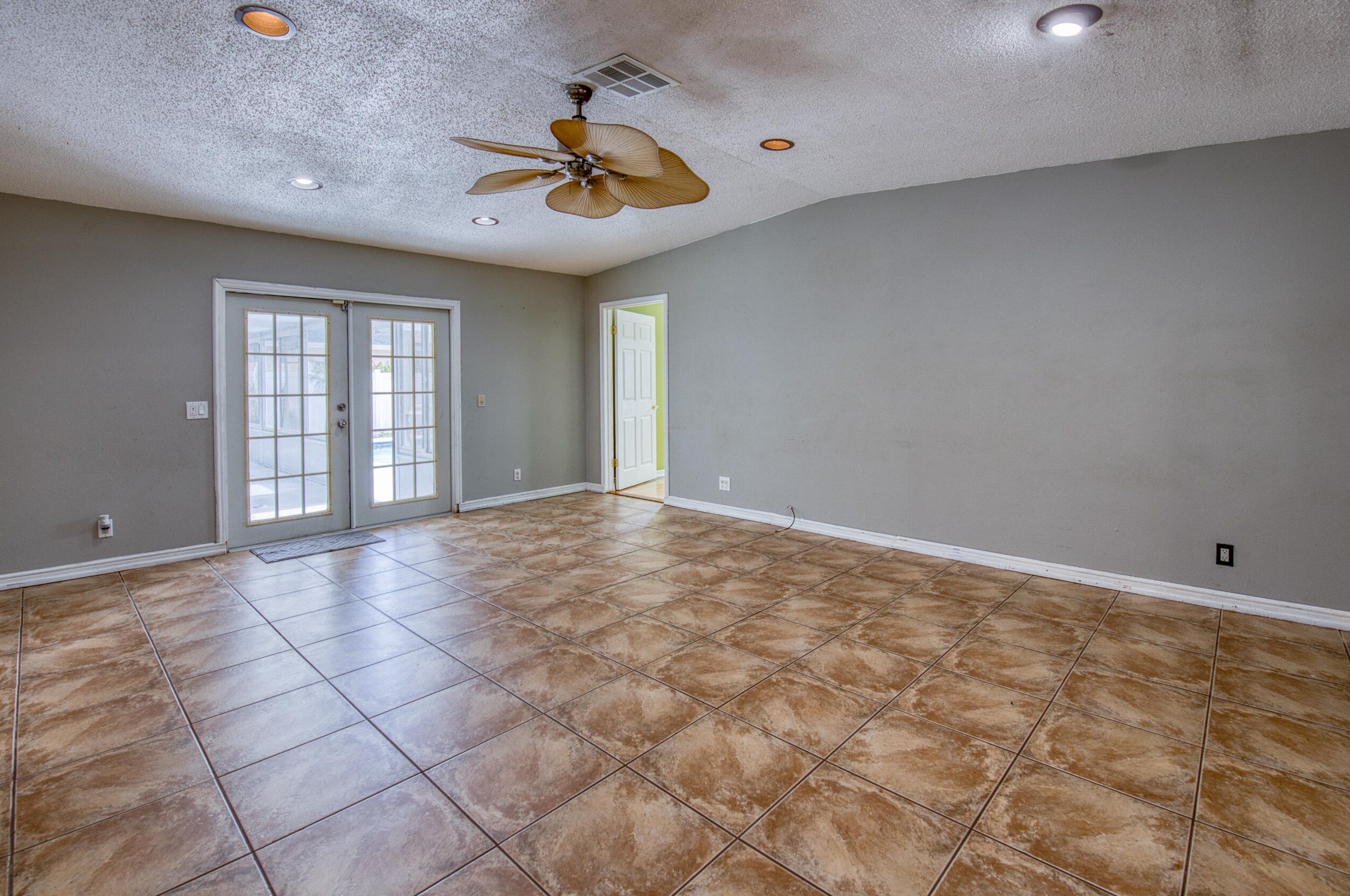 1931 Moor Dr, Lake Worth FL  33461-5722 exterior