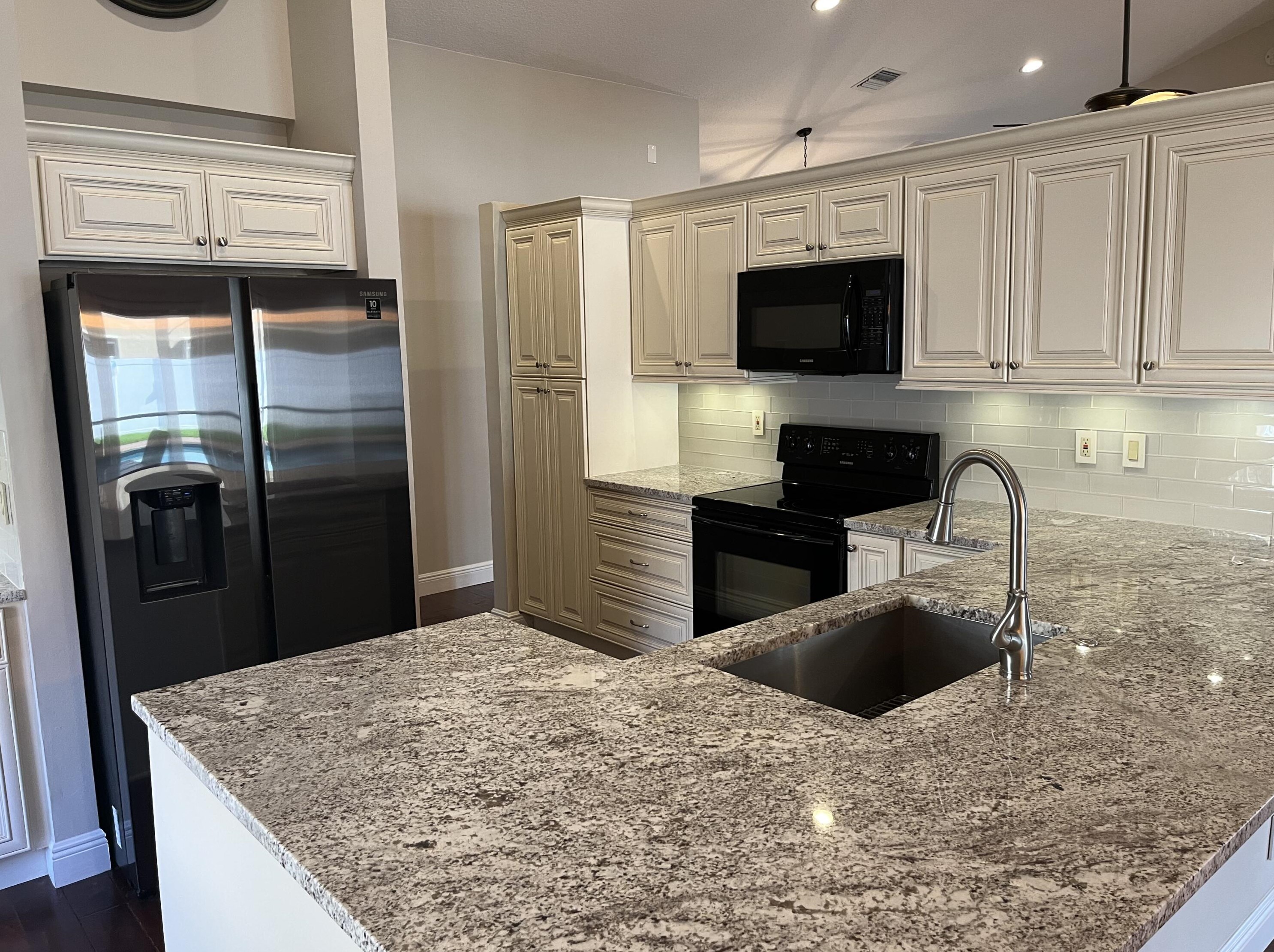 6027 Sunberry Cir, Boynton Beach, FL 33437-3309