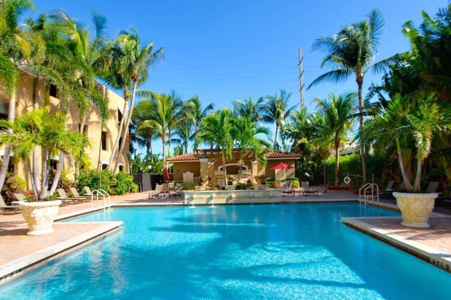 616 Clearwater Park Rd #511, West Palm Beach, FL 33401