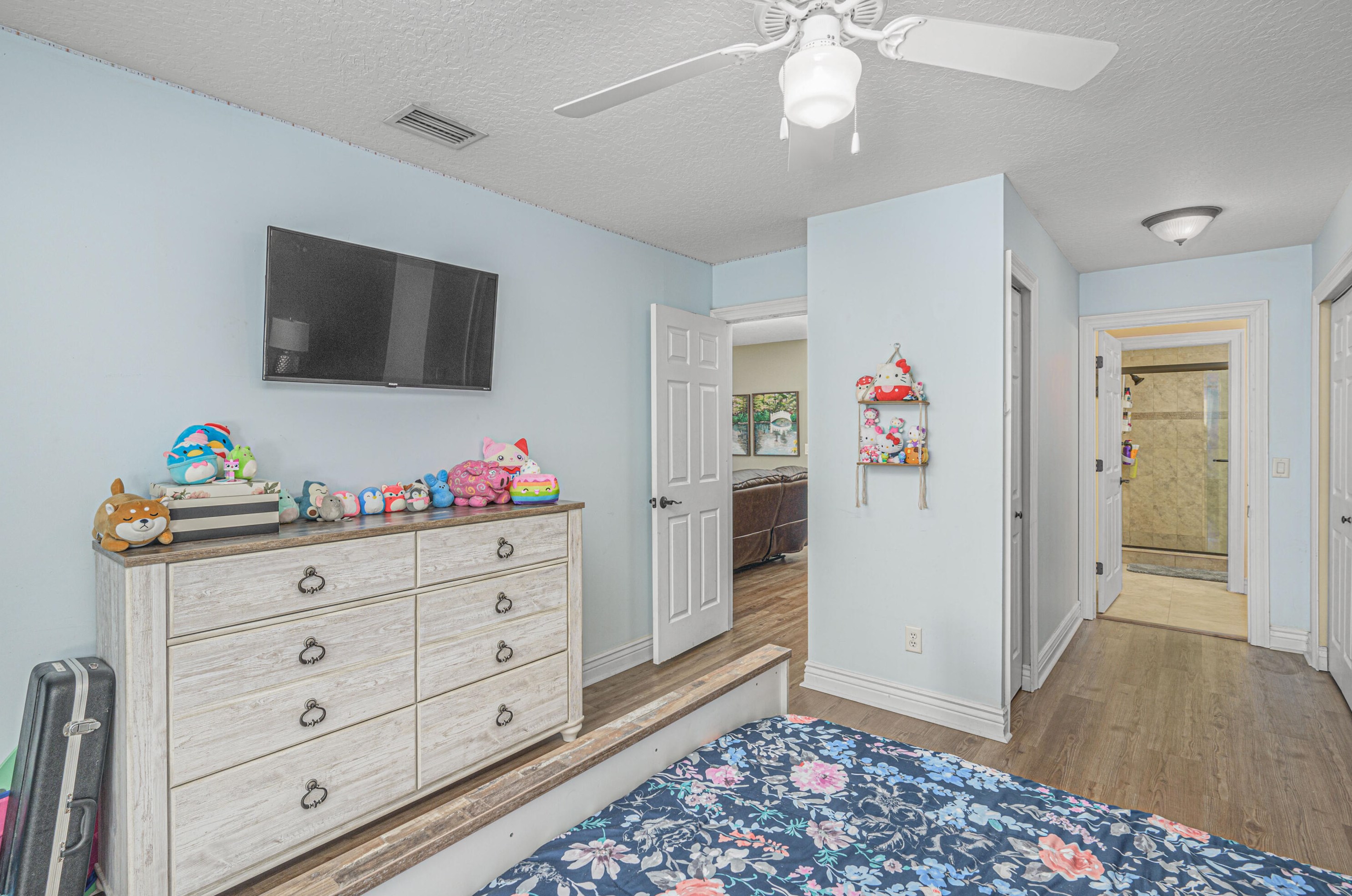 435 Fairway Lndg, Fort Pierce FL  34986-2166 exterior