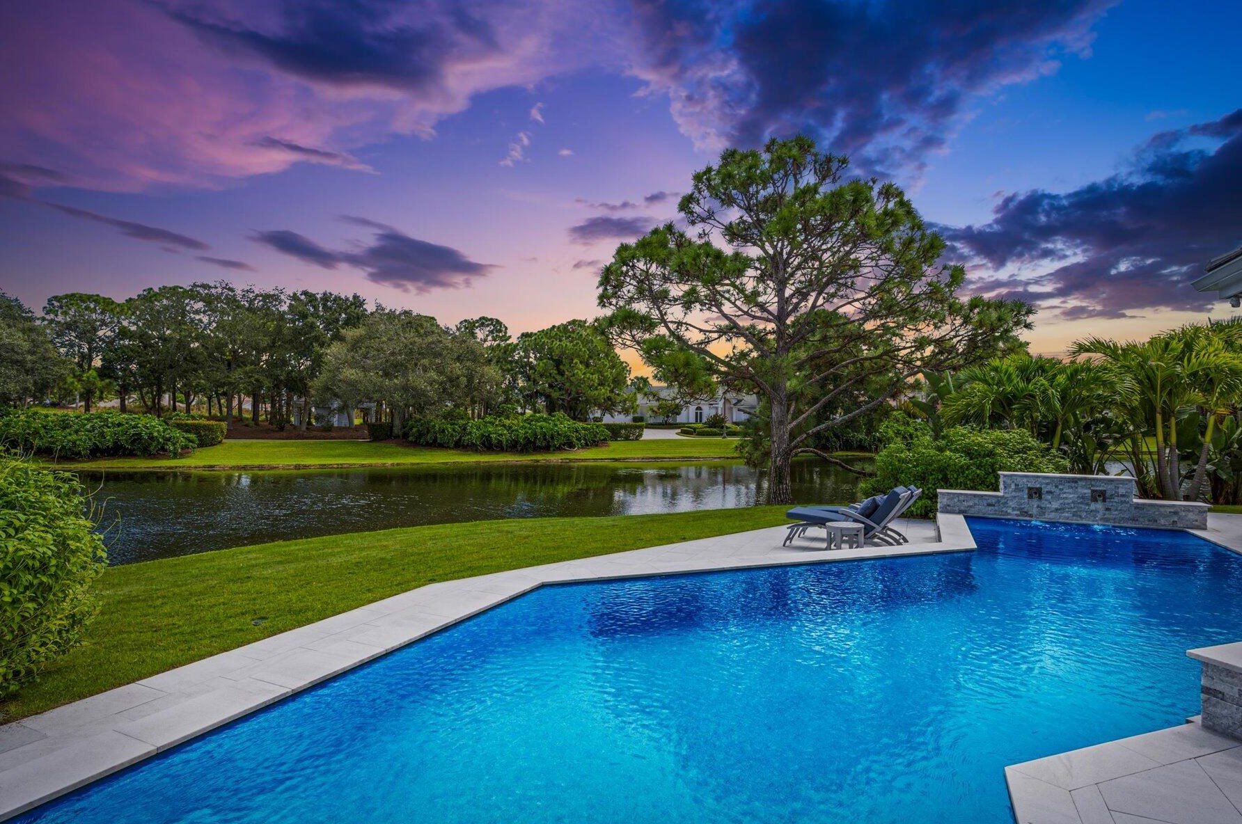 206 Micmac Ln, Jupiter, FL 33458