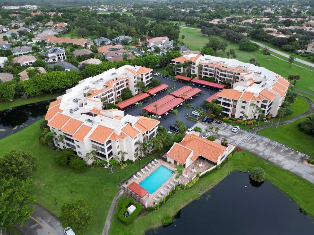 7519 La Paz Blvd, Boca Raton, FL 33433-6000