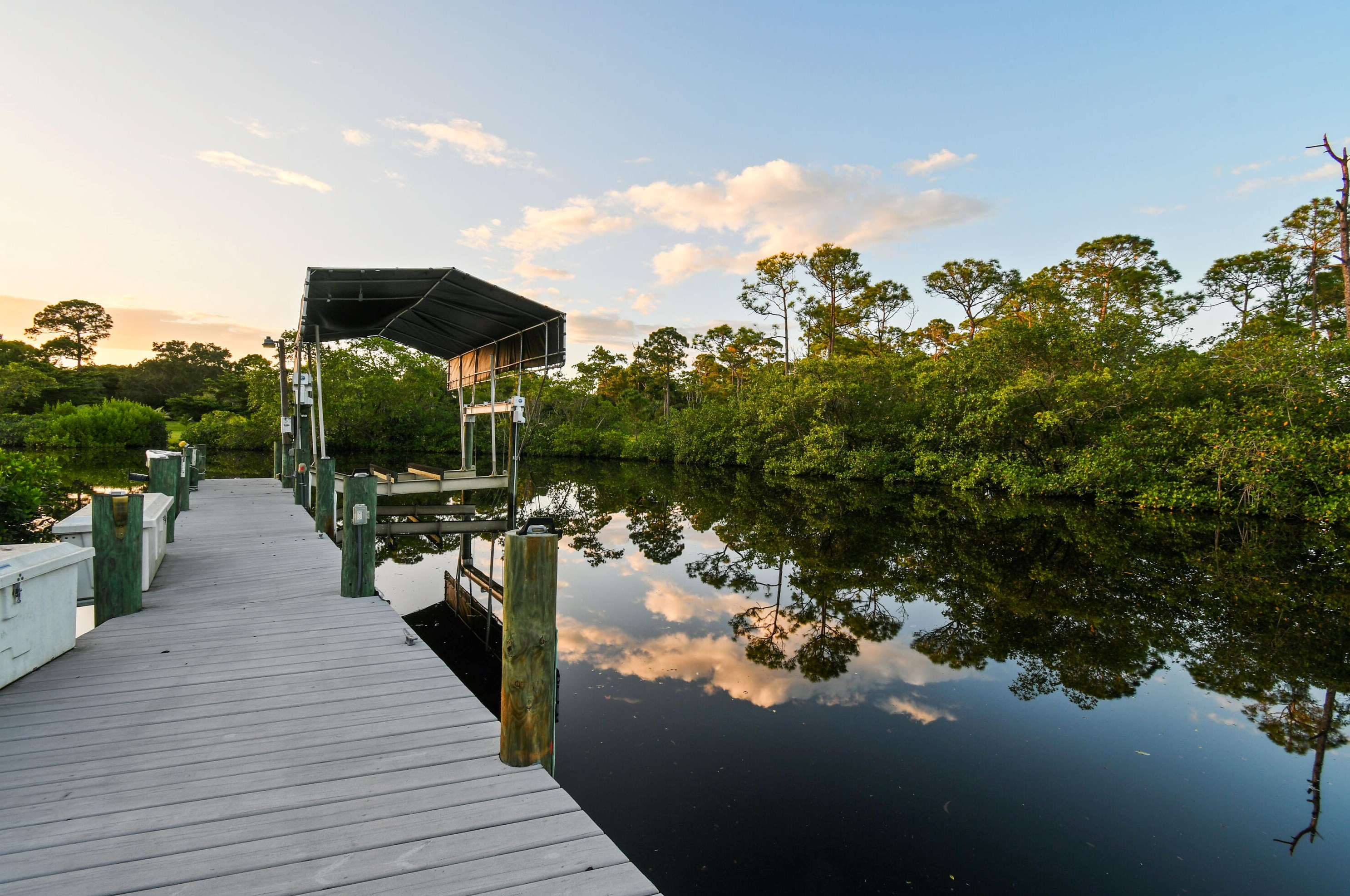 8319 Rivers Edge St, Jupiter FL  33458-1030 exterior