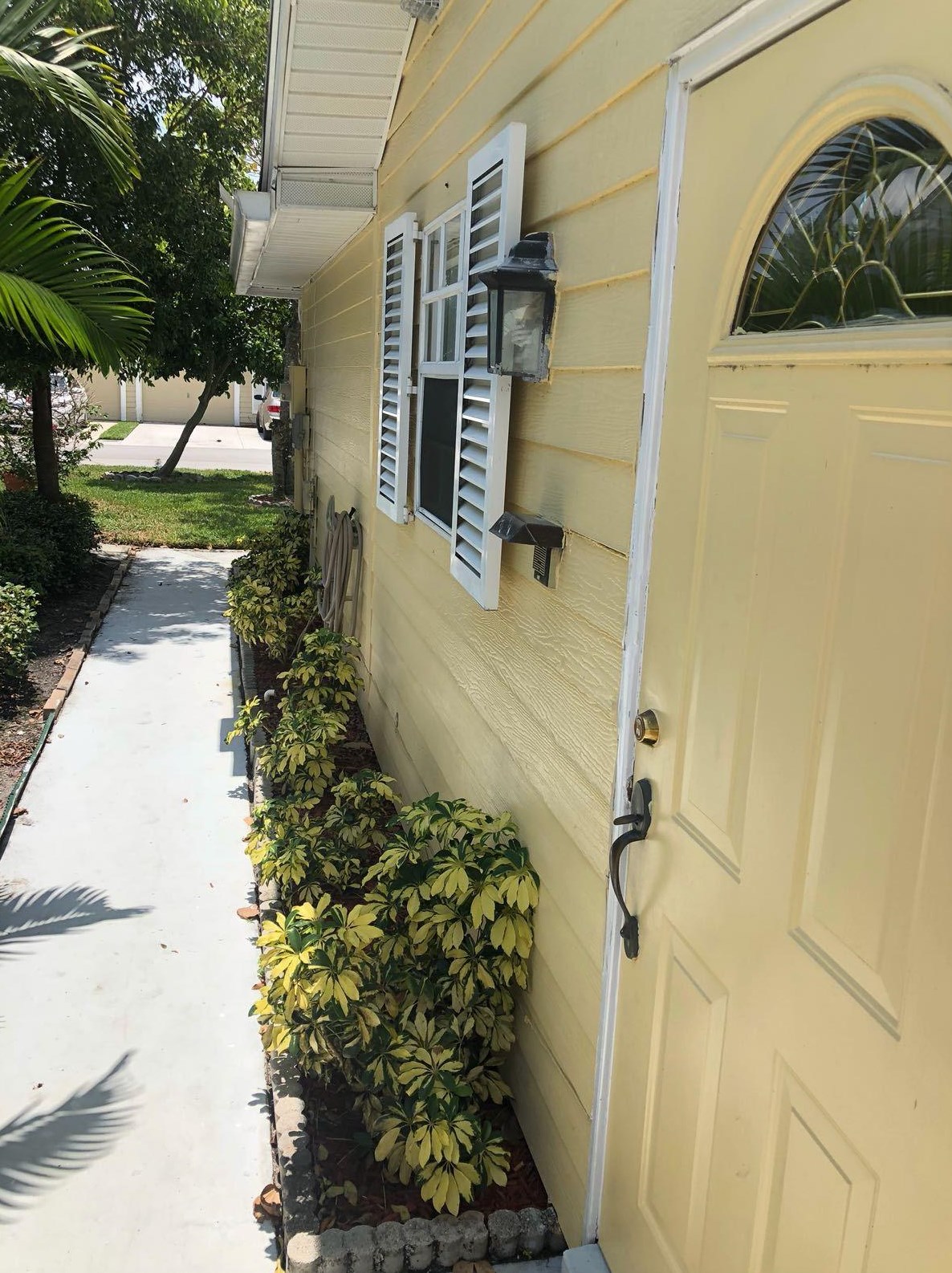 1741 Royal Forest Ct, West Palm Beach, FL 33406