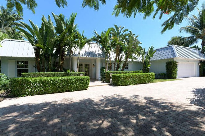 992 Atlantic Dr, Lake Worth FL  33462-4763 exterior