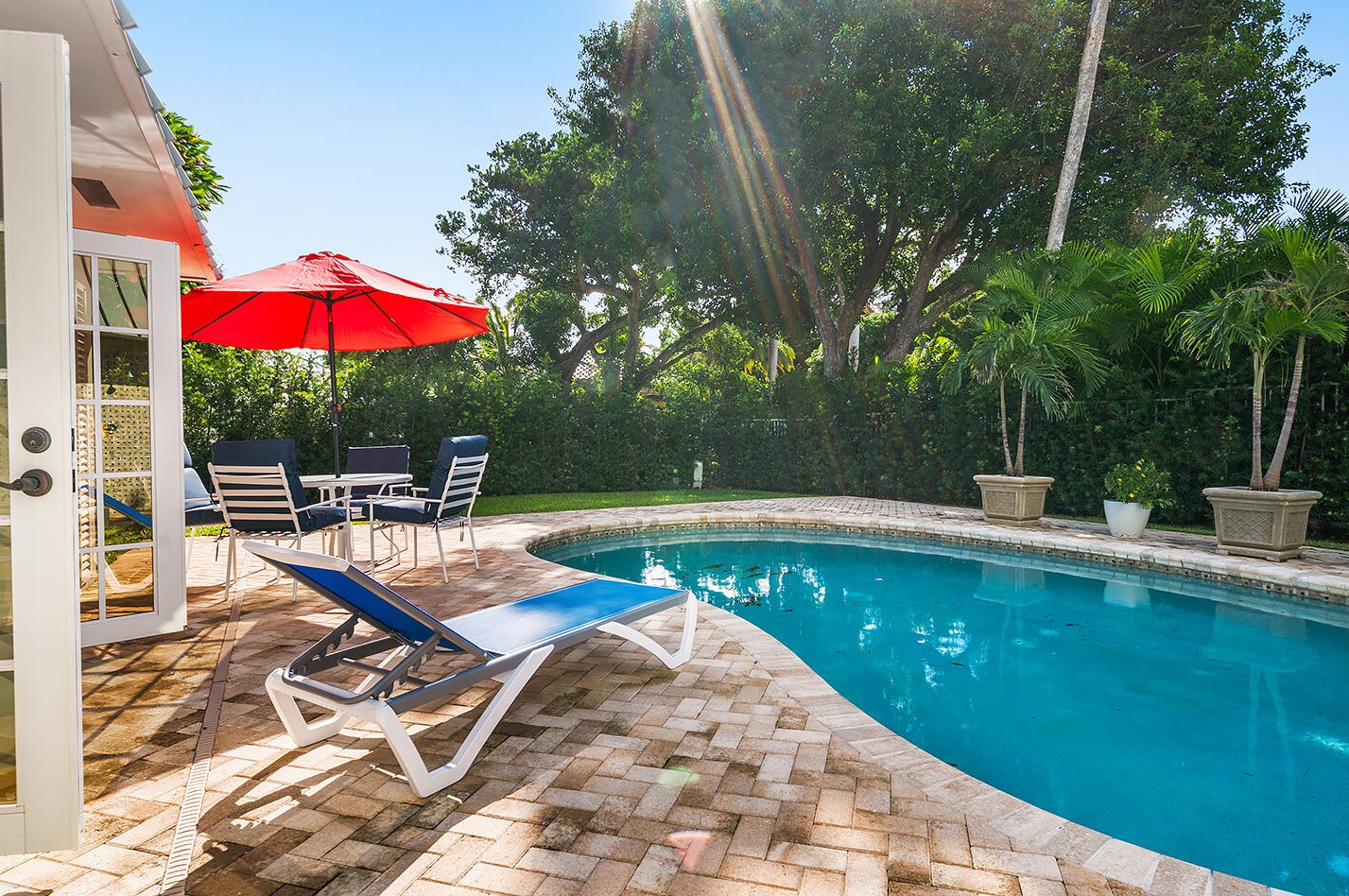 992 Atlantic Dr, Lake Worth FL  33462-4763 exterior