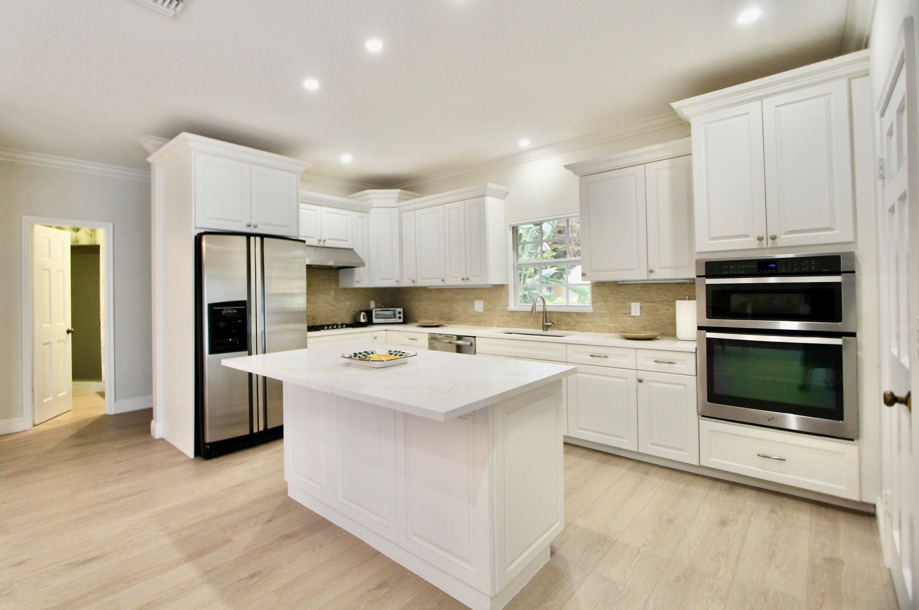 992 Atlantic Dr, Lake Worth FL  33462-4763 exterior