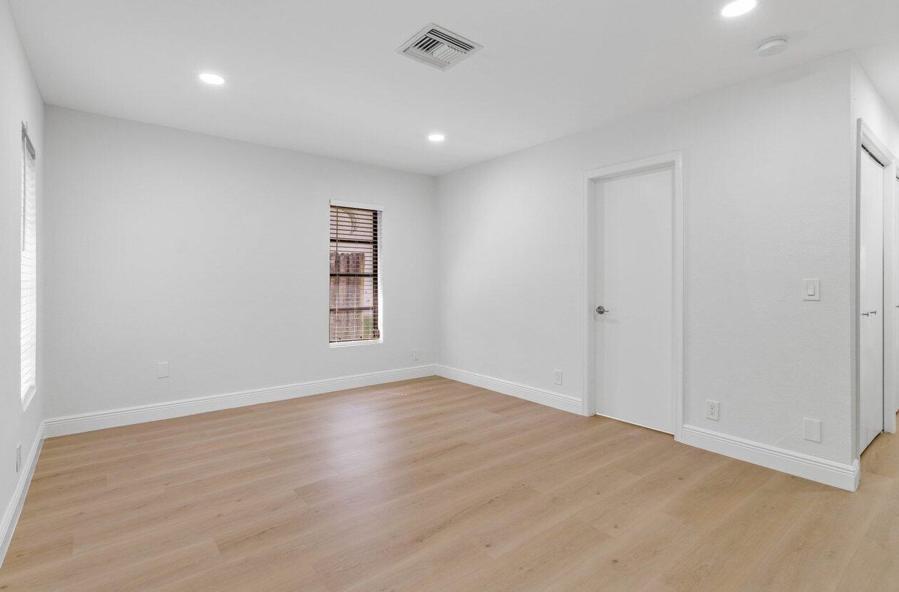 2520 4th St, Boynton Beach FL  33426-8749 exterior