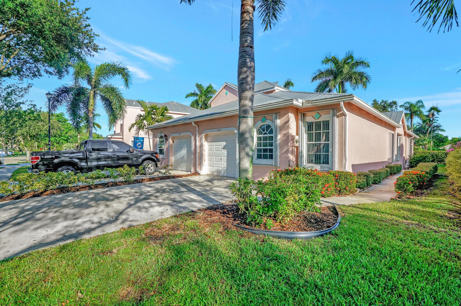 10769 Pelican Dr, West Palm Beach, FL 33414