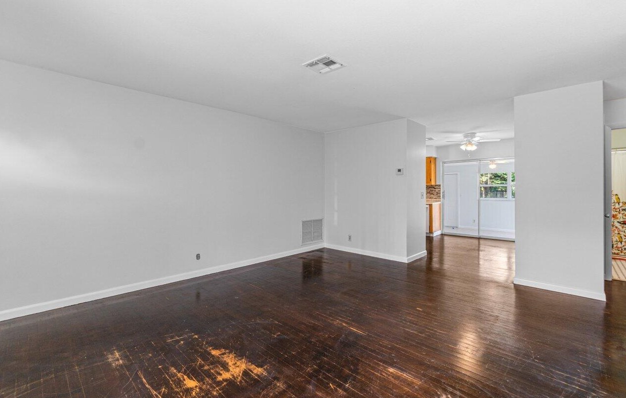 619 Bloxham St, Lake Worth FL  33462-3133 exterior