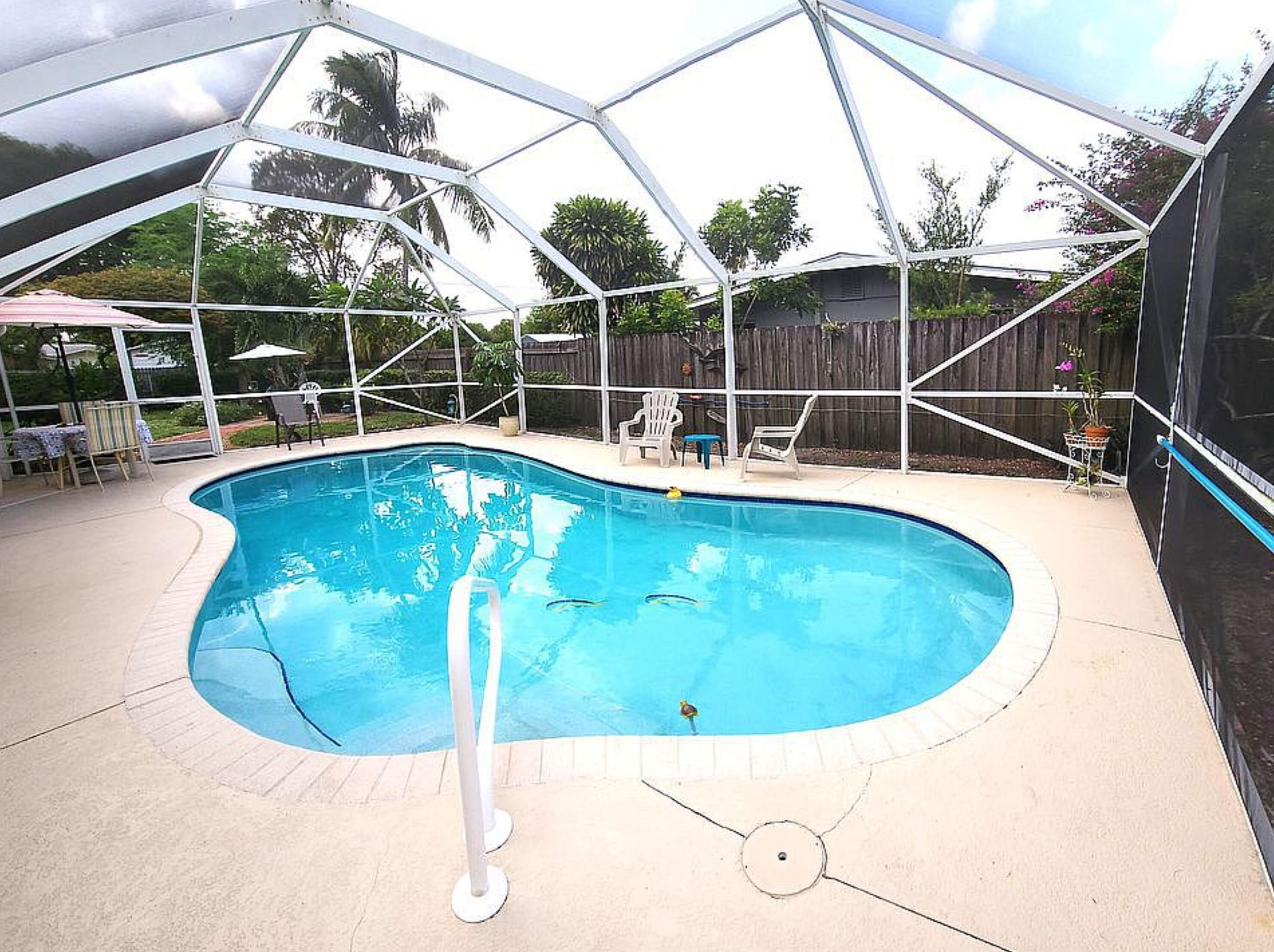 808 Ocean Ave, Stuart, FL 34996-3270