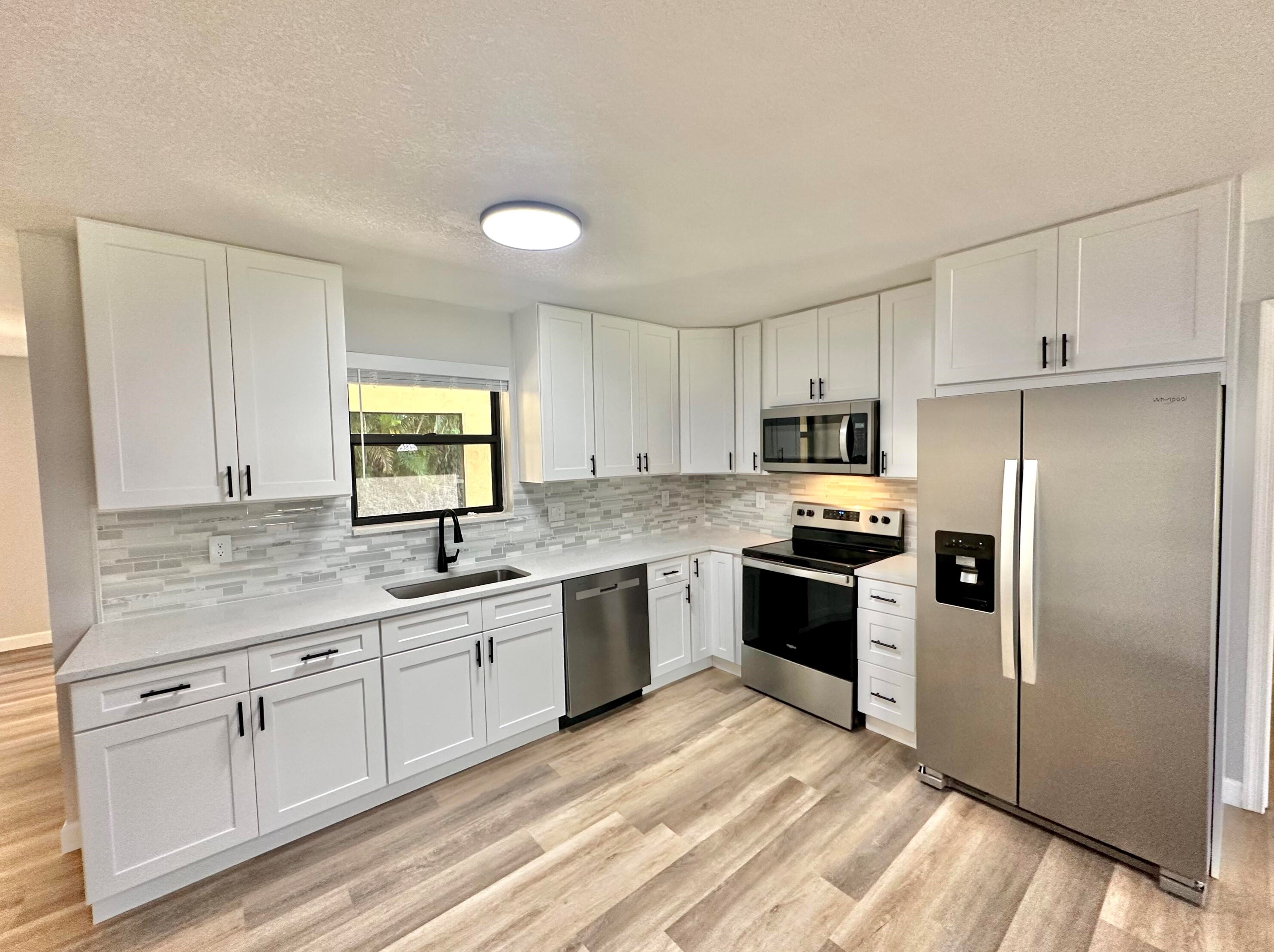 7416 Canal Dr, Lake Worth, FL 33467