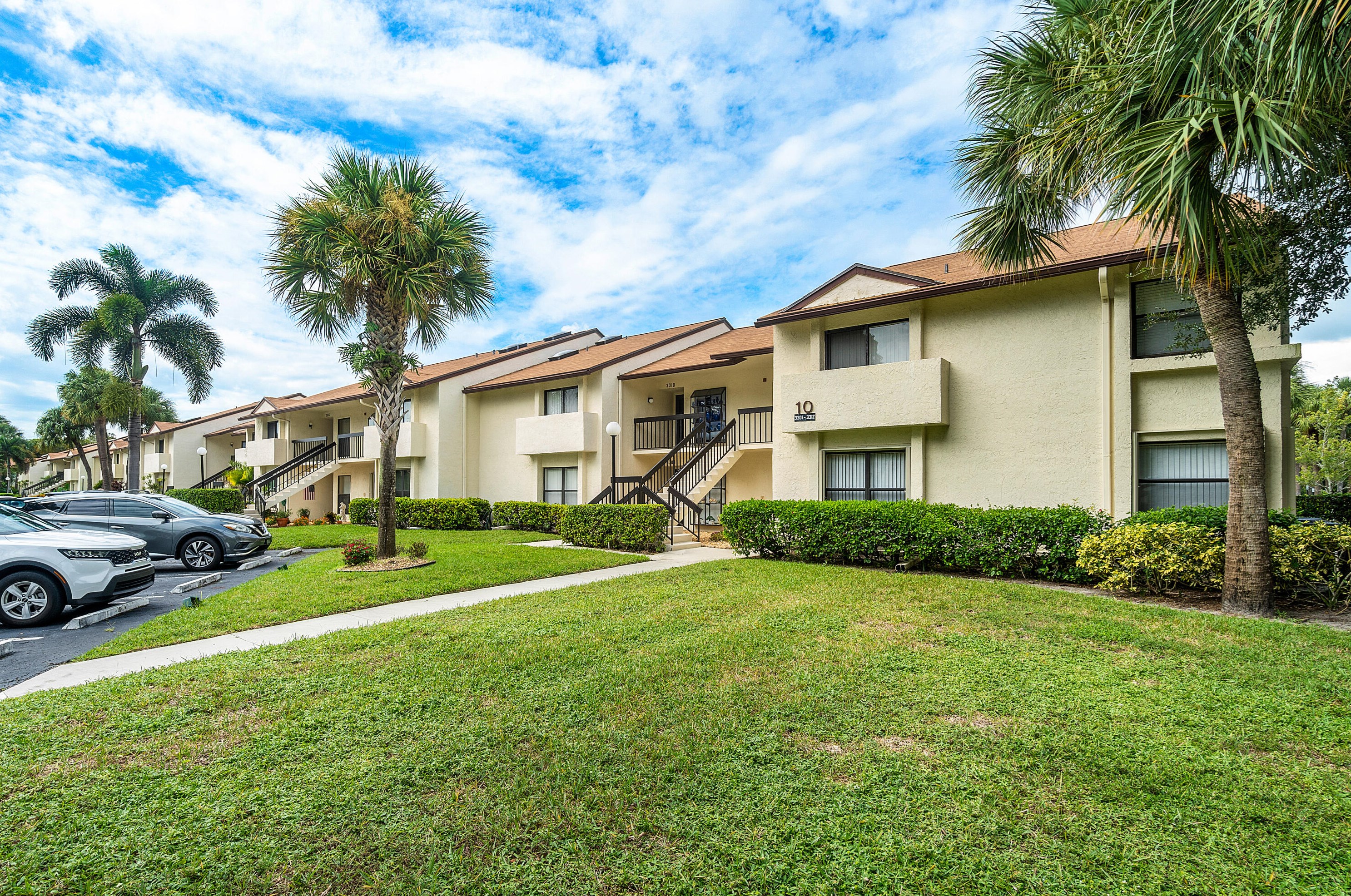 3308 Lucerne Park Dr, Lake Worth, FL 33467