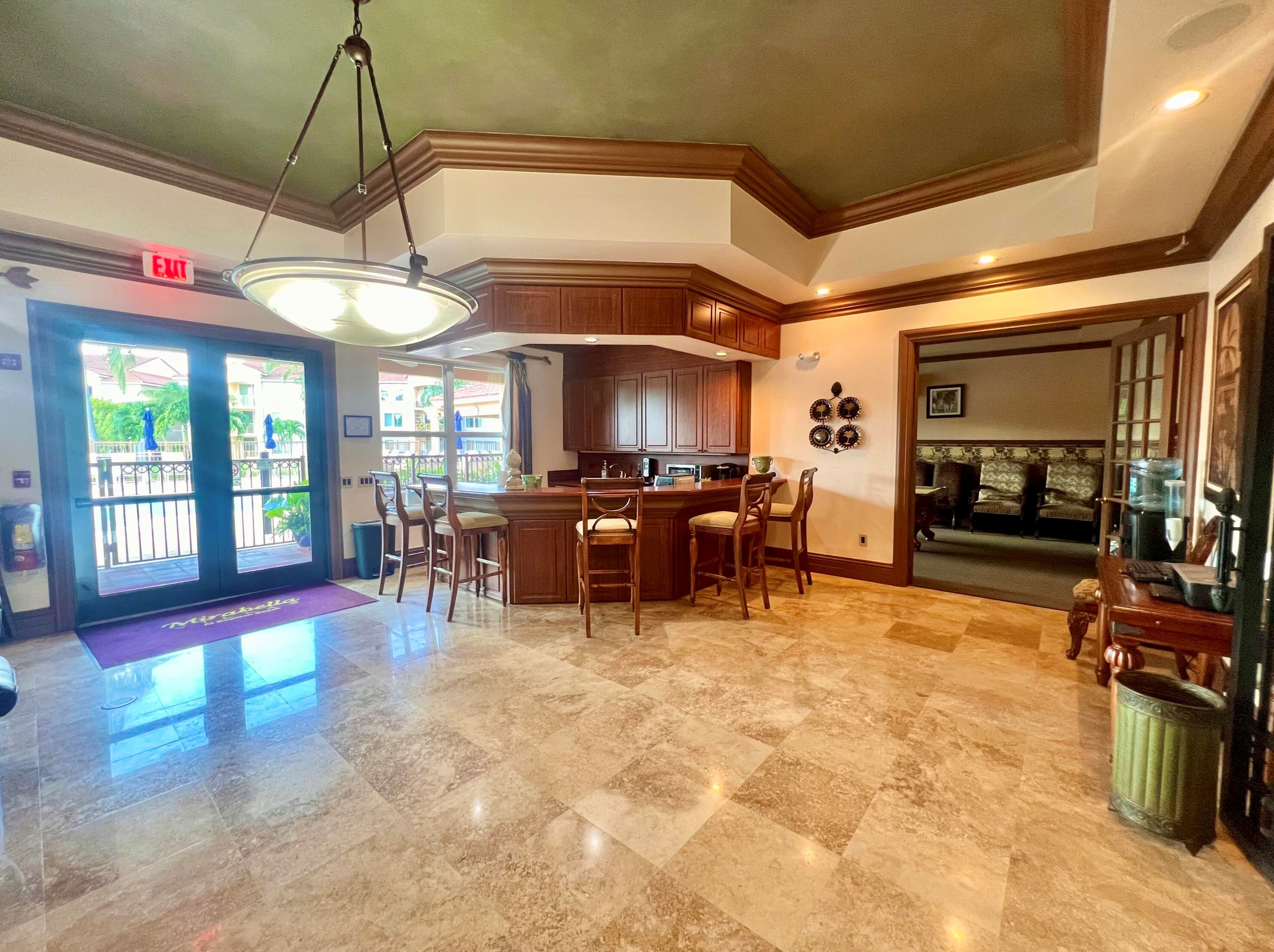 419 Villa Cir, Boynton Beach FL  33435-8911 exterior