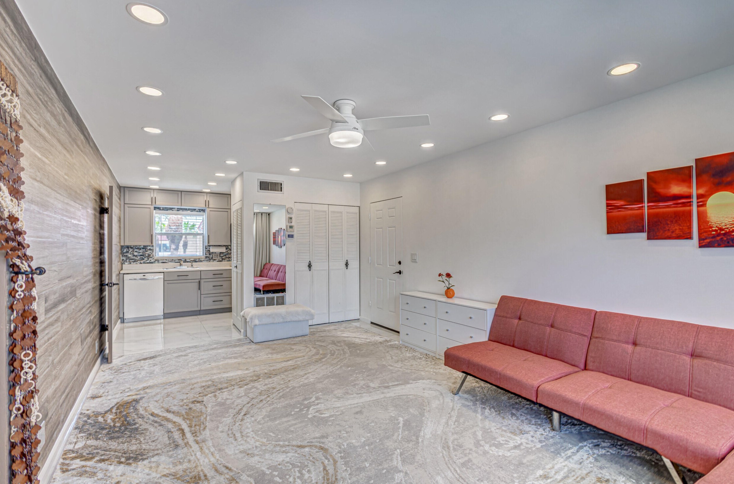 129 Lake Carol Dr #129, West Palm Beach, FL 33411