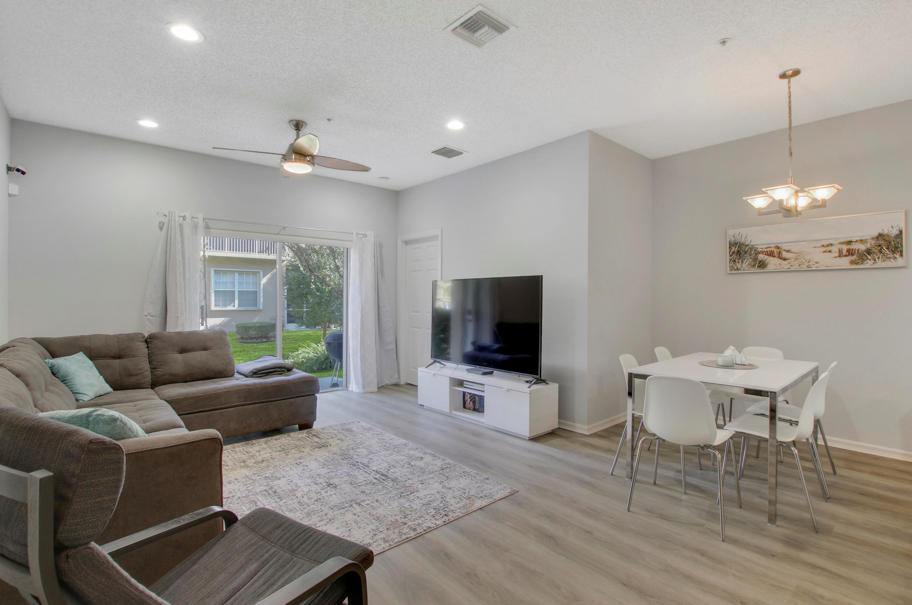 114 Lighthouse Cir, Jupiter, FL 33469-2791