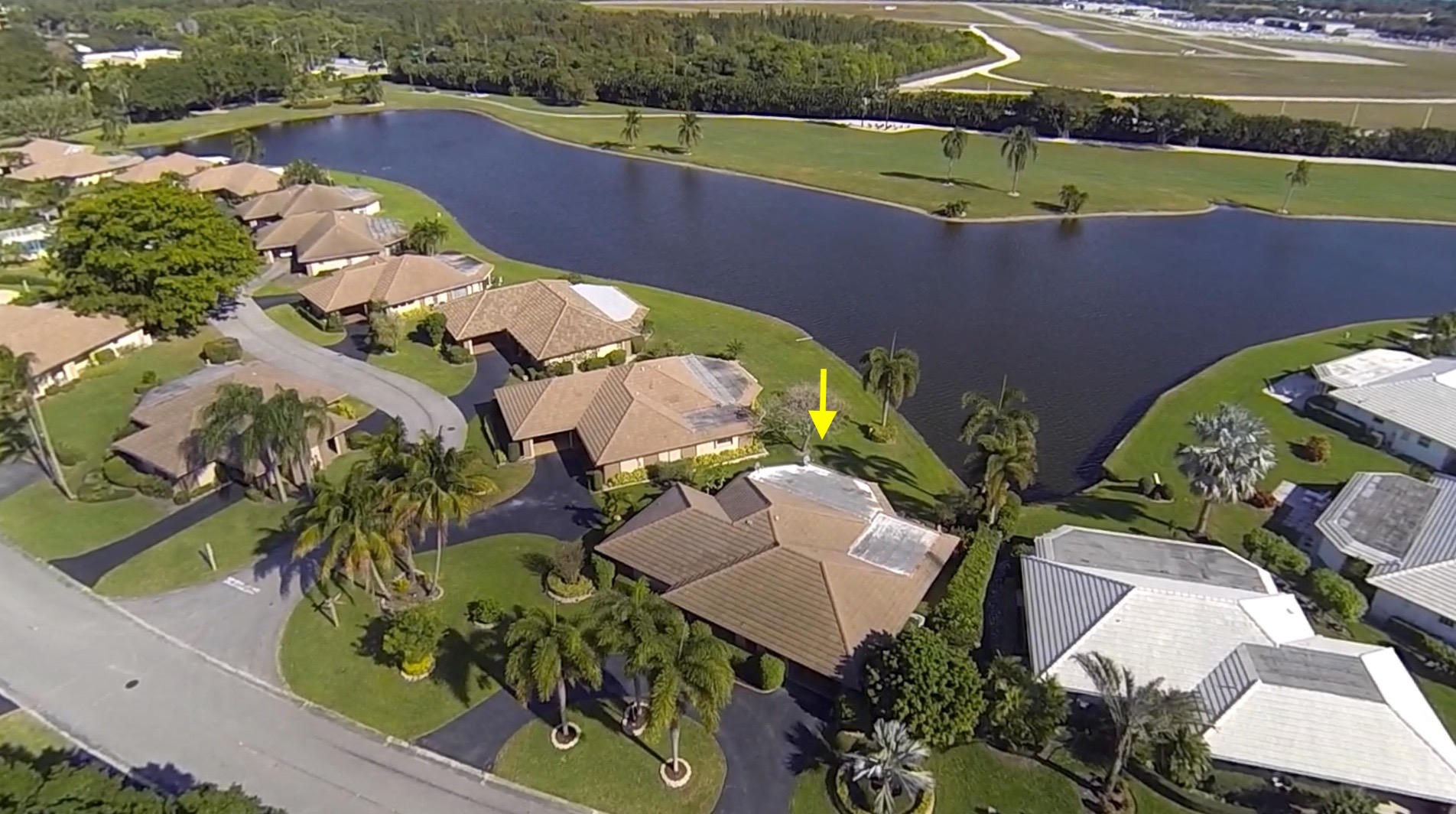 334 Villa Dr, Lake Worth, FL 33462-1342