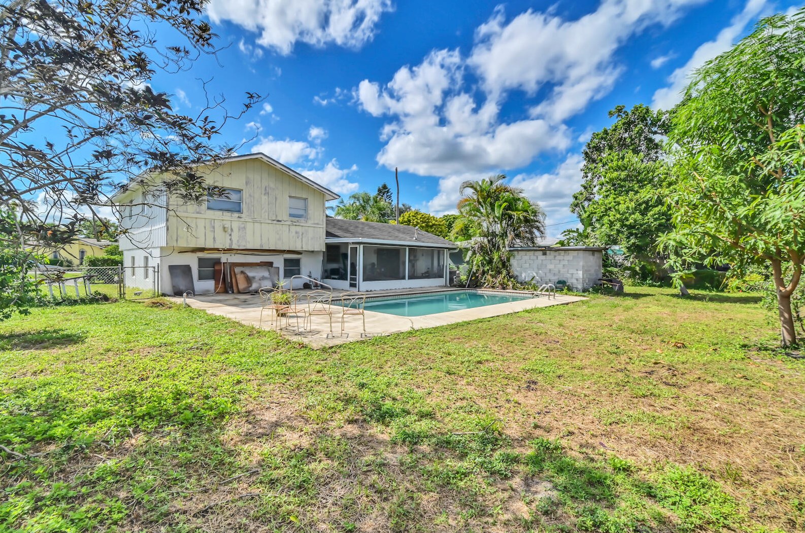 1531 39th St, West Palm Beach, FL 33407