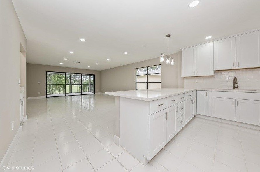 11 Westgate Ln #d, Boynton Beach, FL 33436