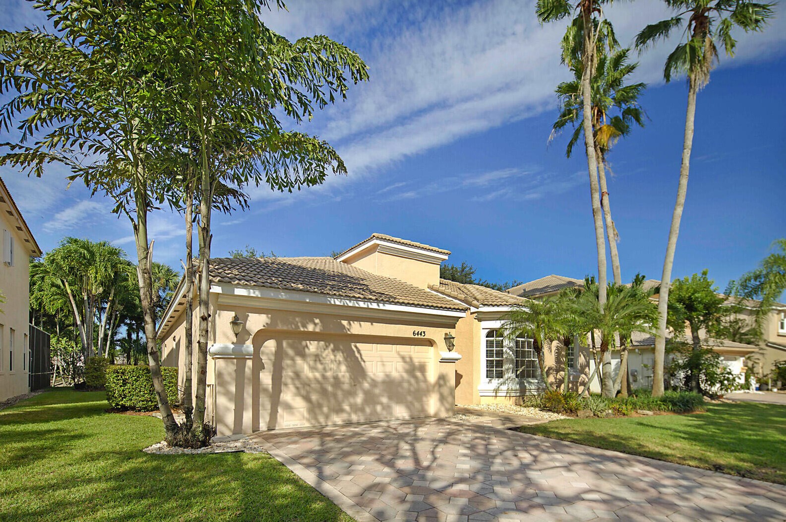 6443 Stonehurst Cir, Lake Worth, FL 33467-7373
