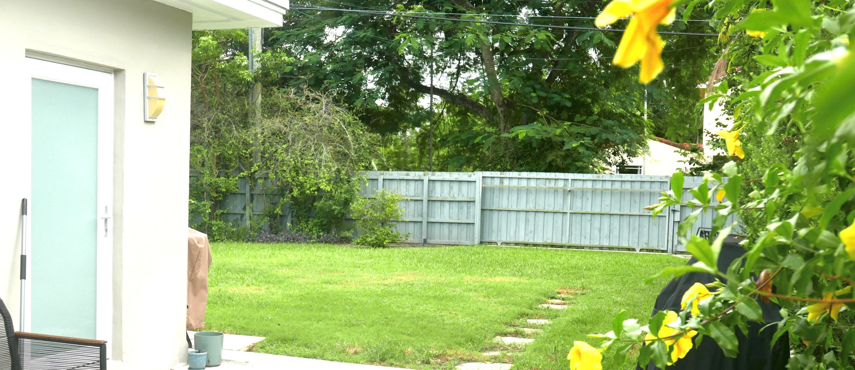 1636 Jackson St, Hollywood FL  33020-5110 exterior