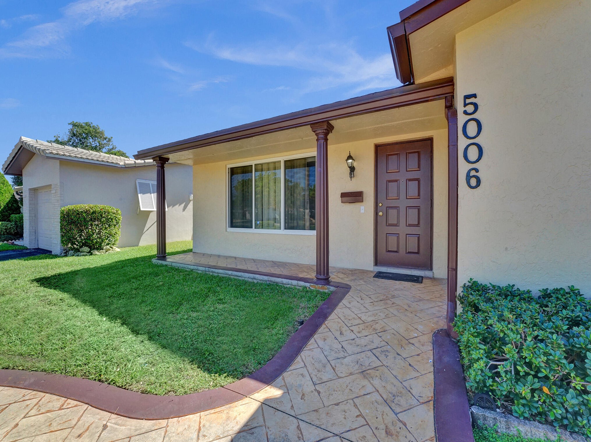 5006 W Park Rd, Hollywood, FL 33021