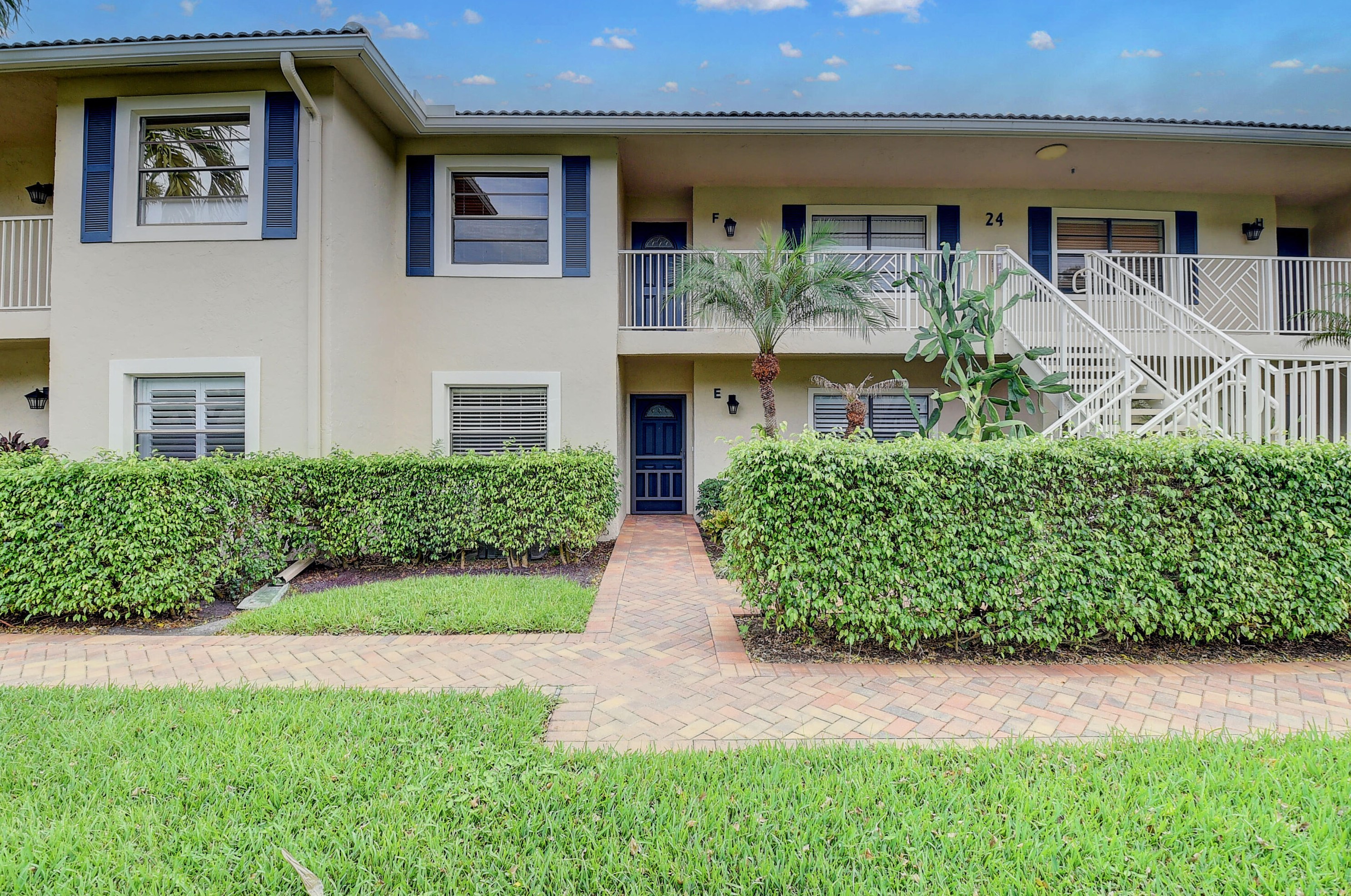 24 Stratford Dr #e, Boynton Beach, FL 33436