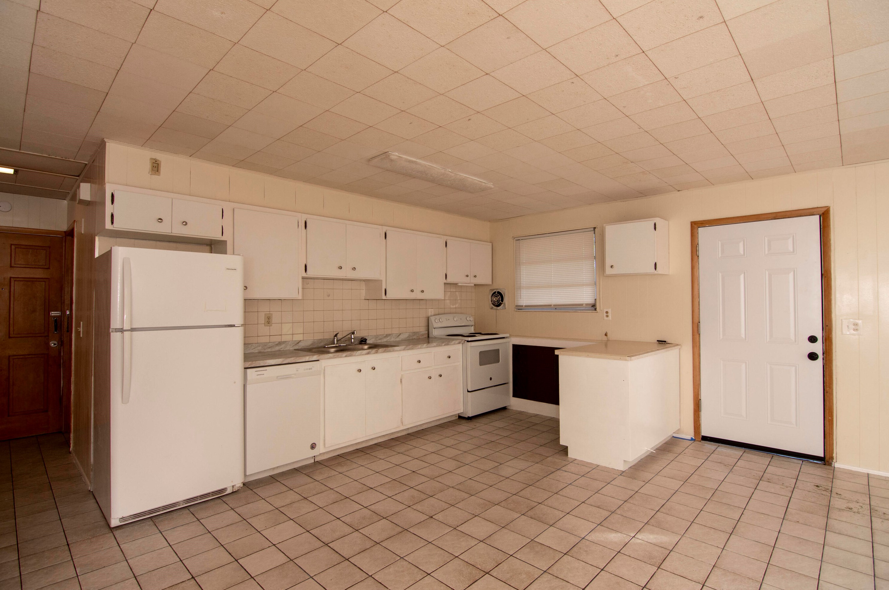 458 Se Asbury Ln, Fort Pierce, FL 34983