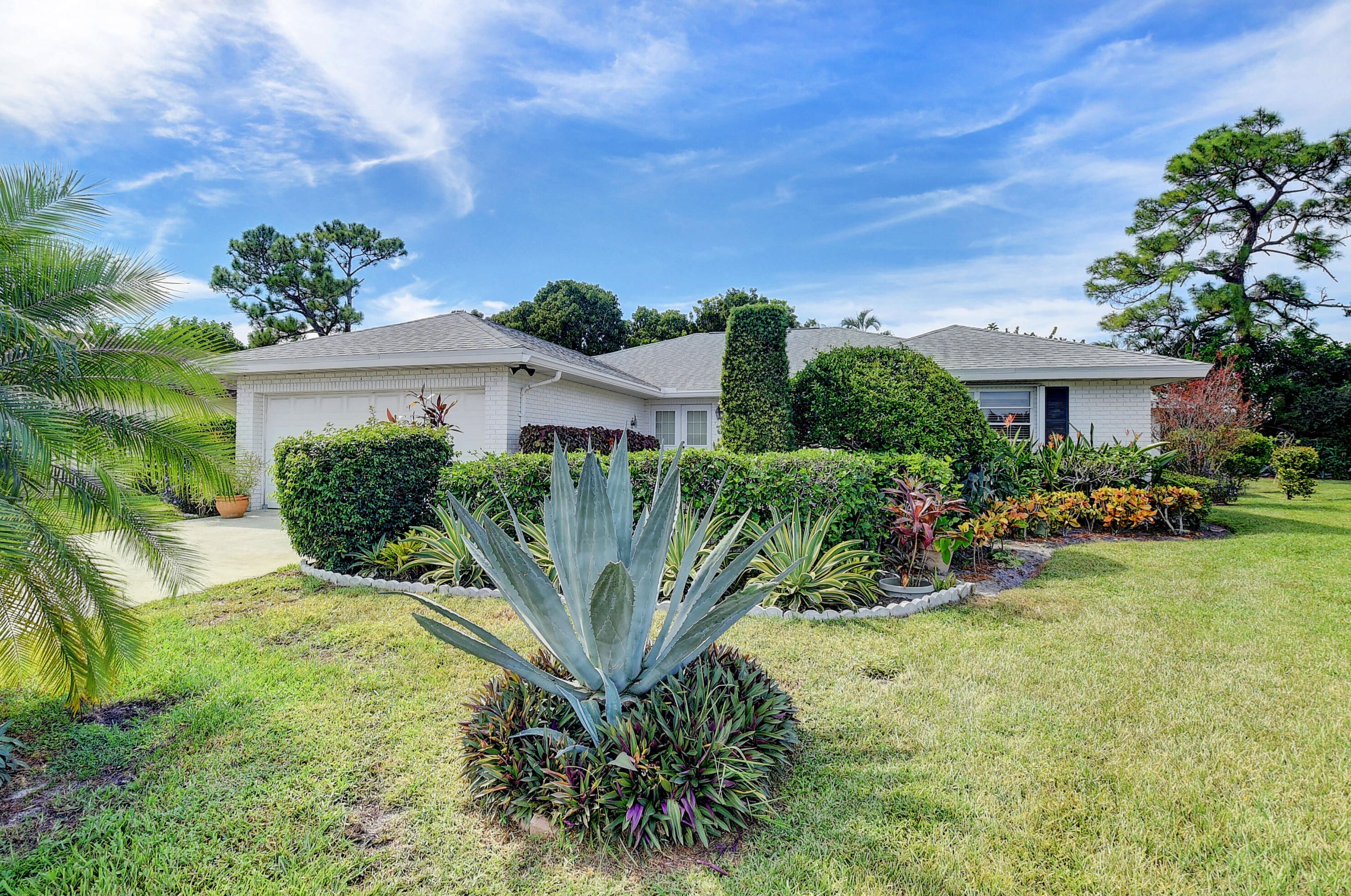 10741 Greentrail Dr, Boynton Beach, FL 33436-4921