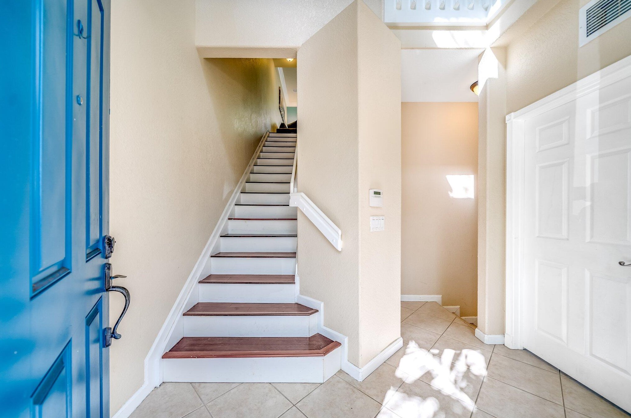 2850 Oasis Dr, Boynton Beach FL  33426-8665 exterior