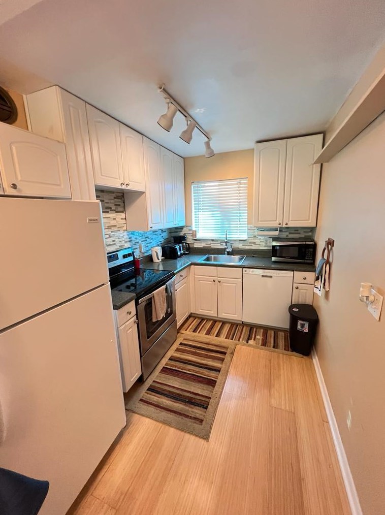 1410 S Federal Hwy #305, Lake Worth, FL 33460