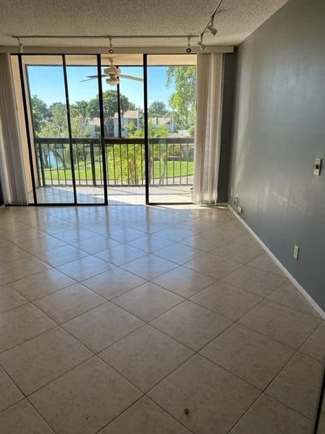 1633 Bridgewood Dr, Boca Raton FL 33434-4135 exterior