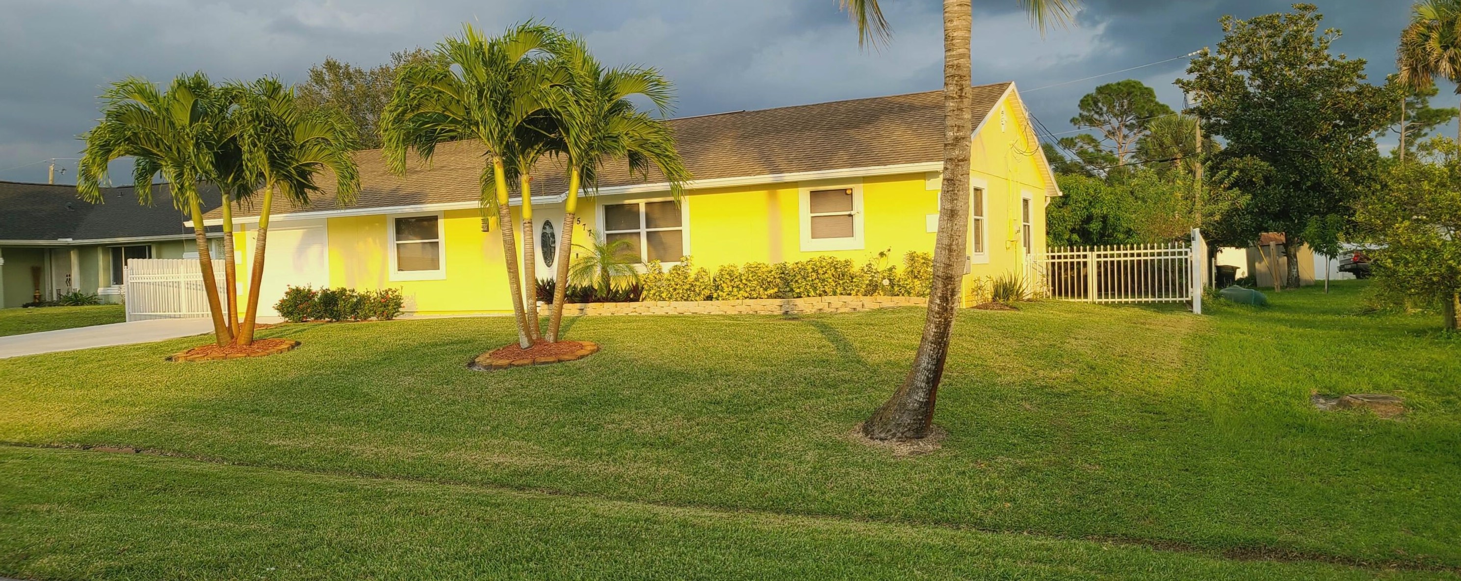 2577 Sw Dawn St, Fort Pierce, FL 34953