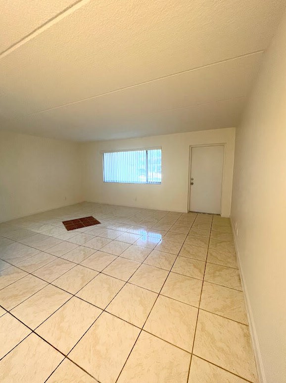 600 Village Green Ct #c-110, Lake Worth, FL 33461
