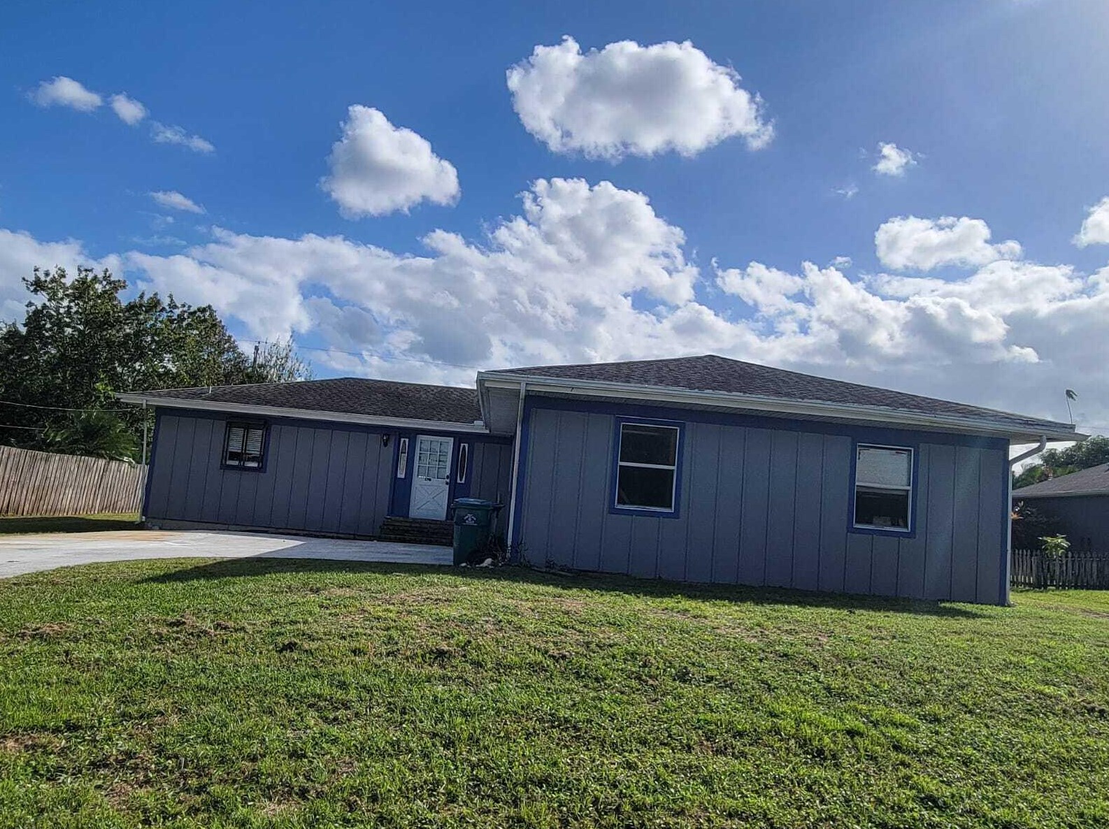 1298 Sw Parma Ave, Fort Pierce, FL 34953