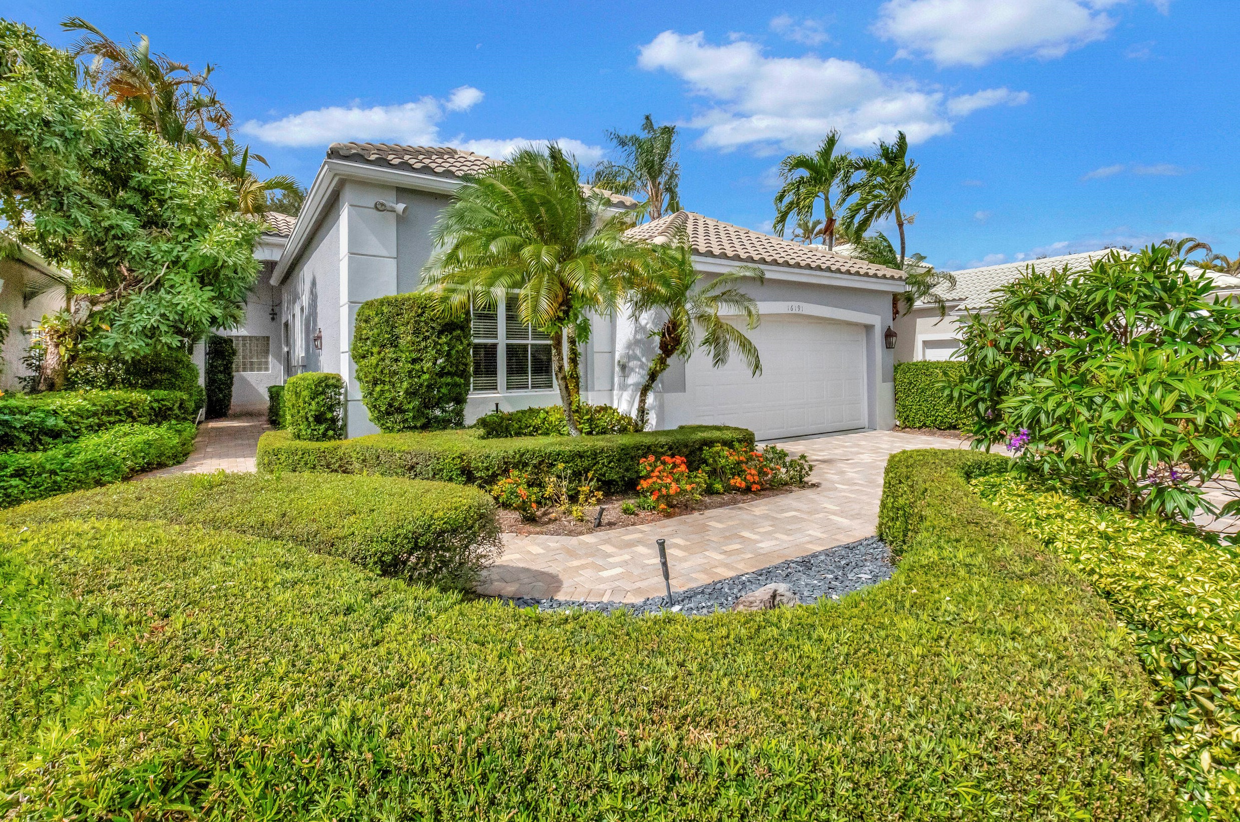 16191 Villa Vizcaya Pl, Delray Beach, FL 33446