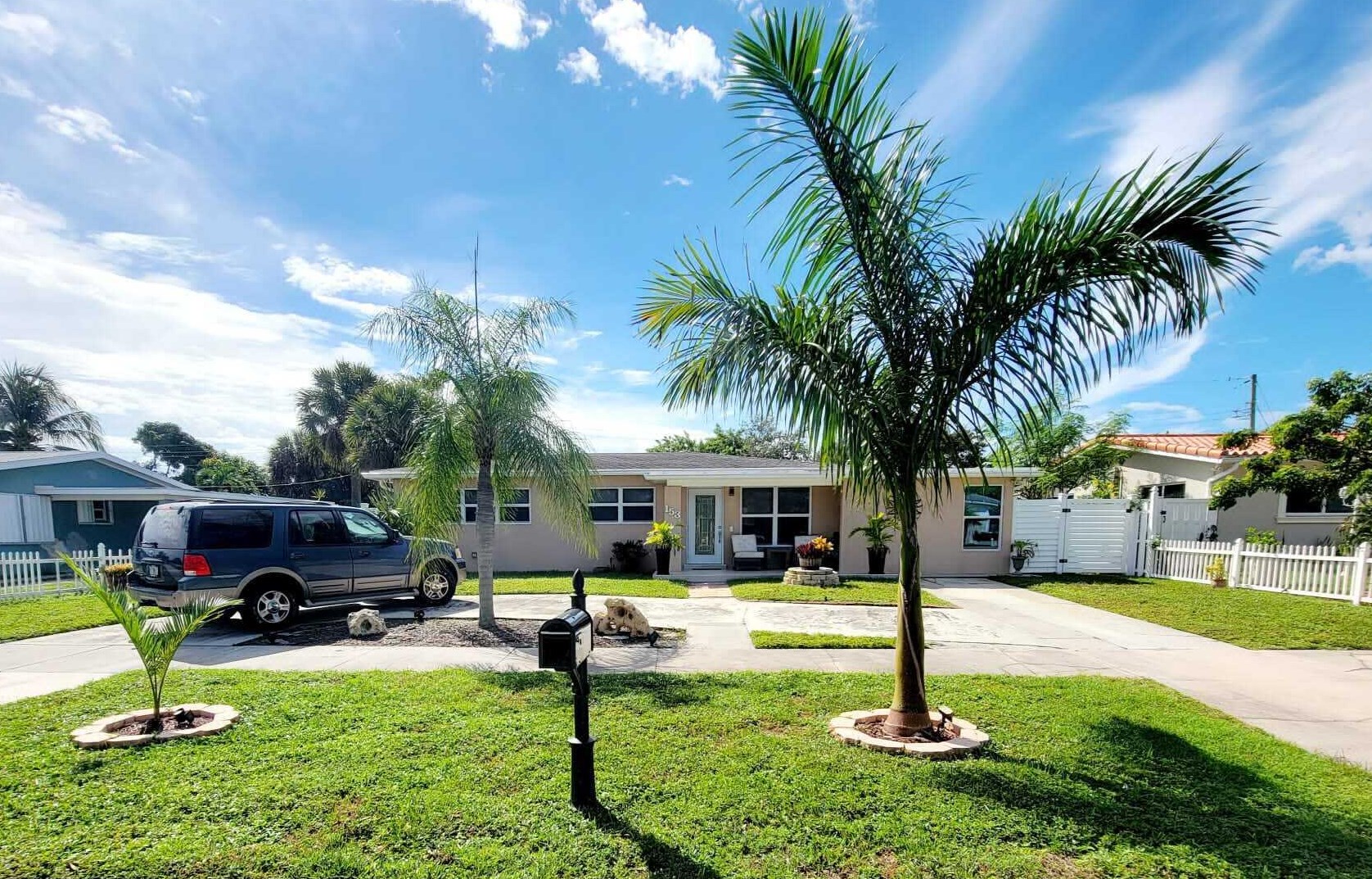 153 Longfellow Dr, Lake Worth, FL 33461