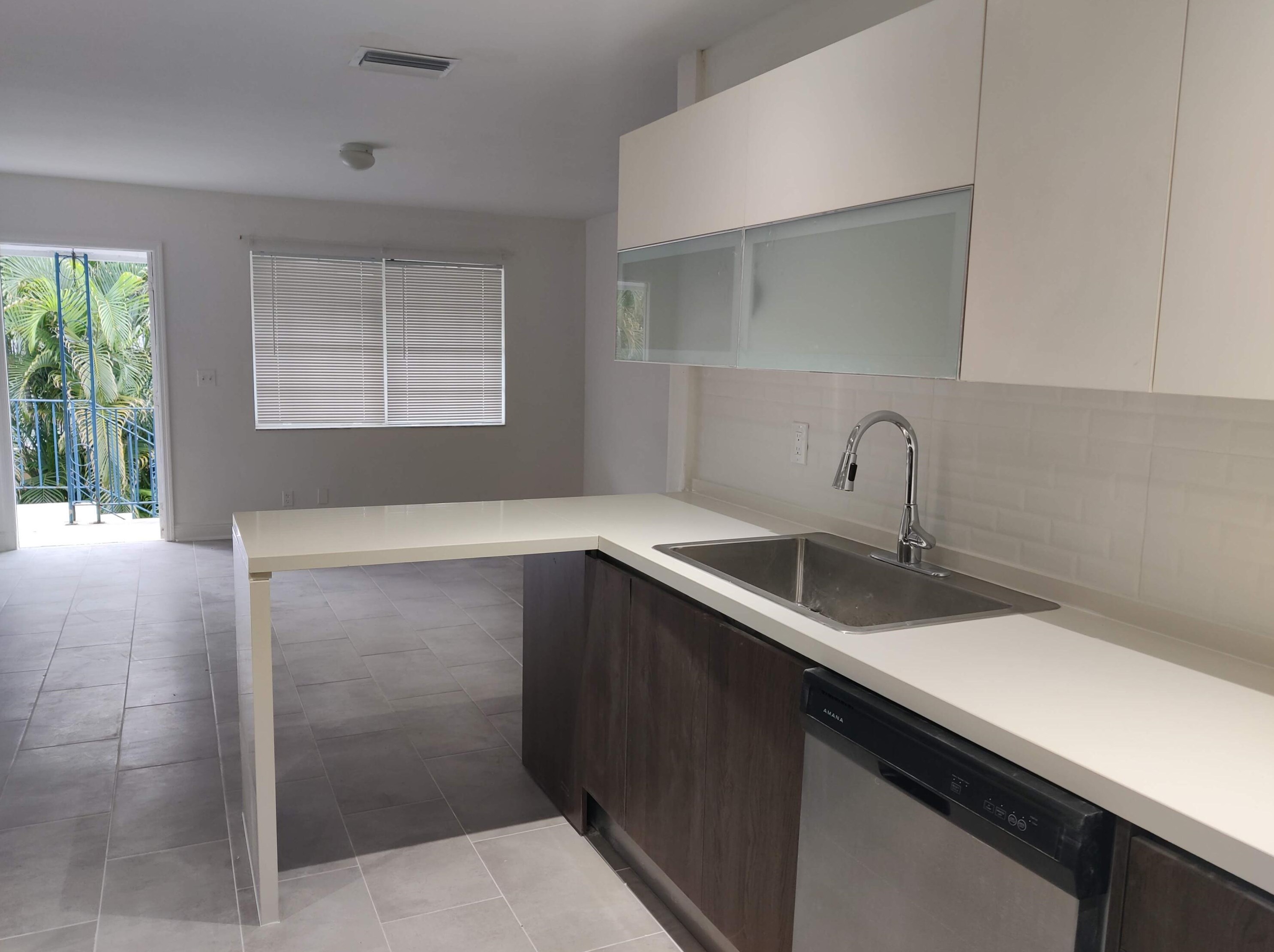 4905 N Flagler Dr, West Palm Beach, FL 33407