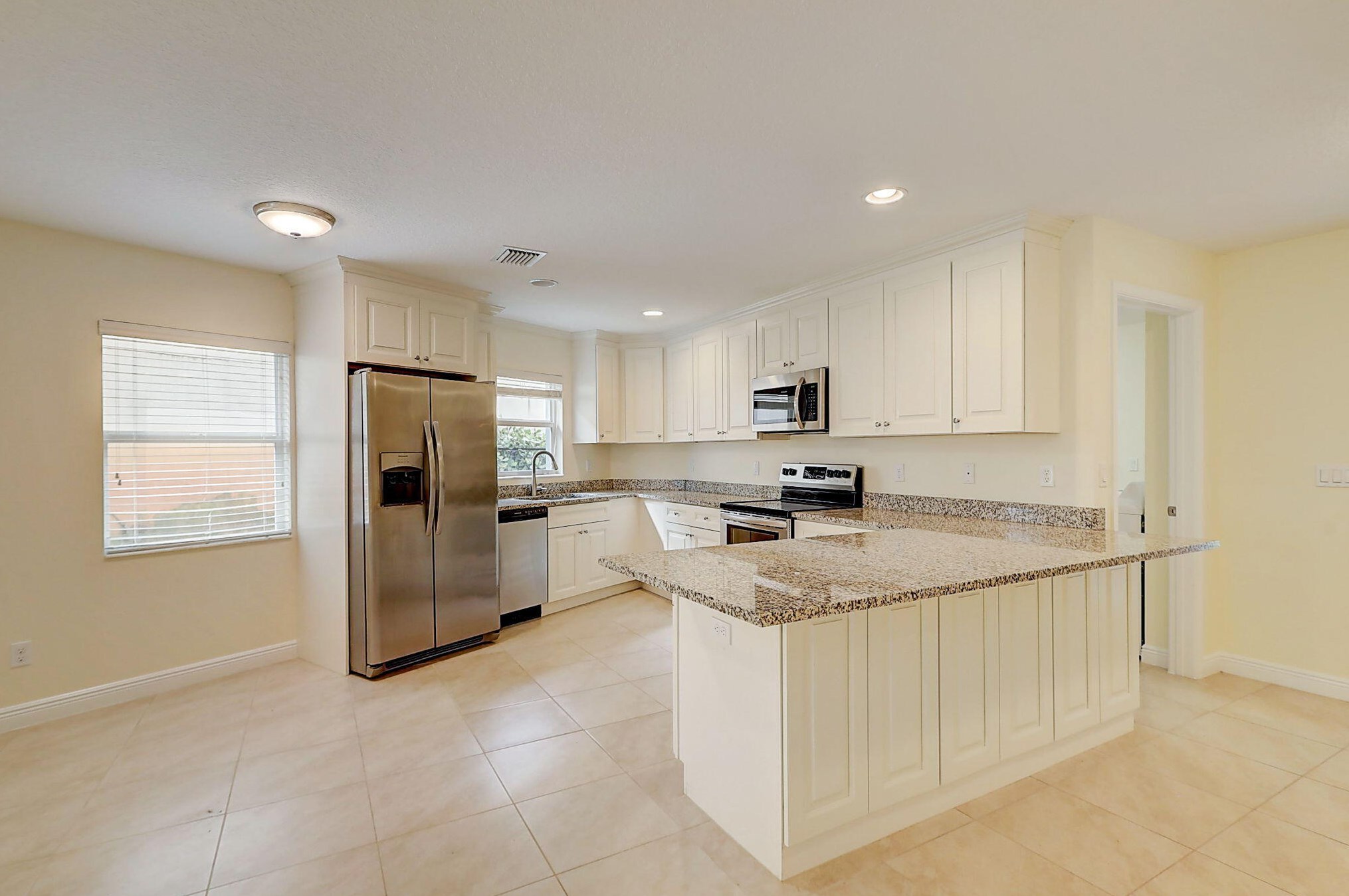 6200 Heather St, Jupiter, FL 33458