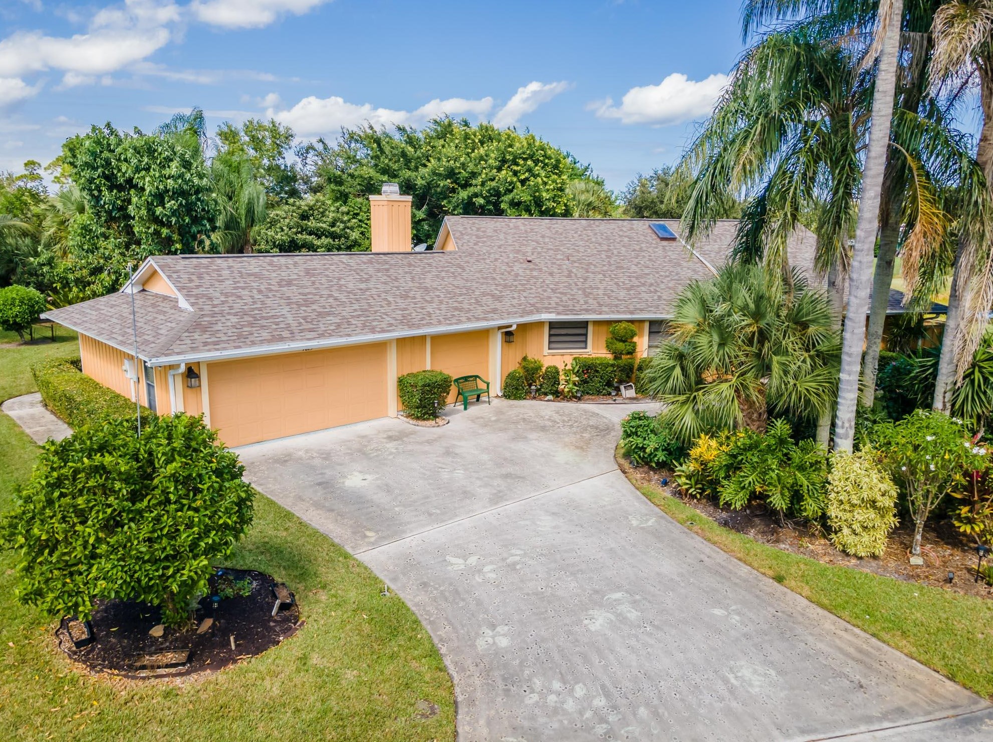 7825 Trenton Ave, Hobe Sound, FL 33455-5848