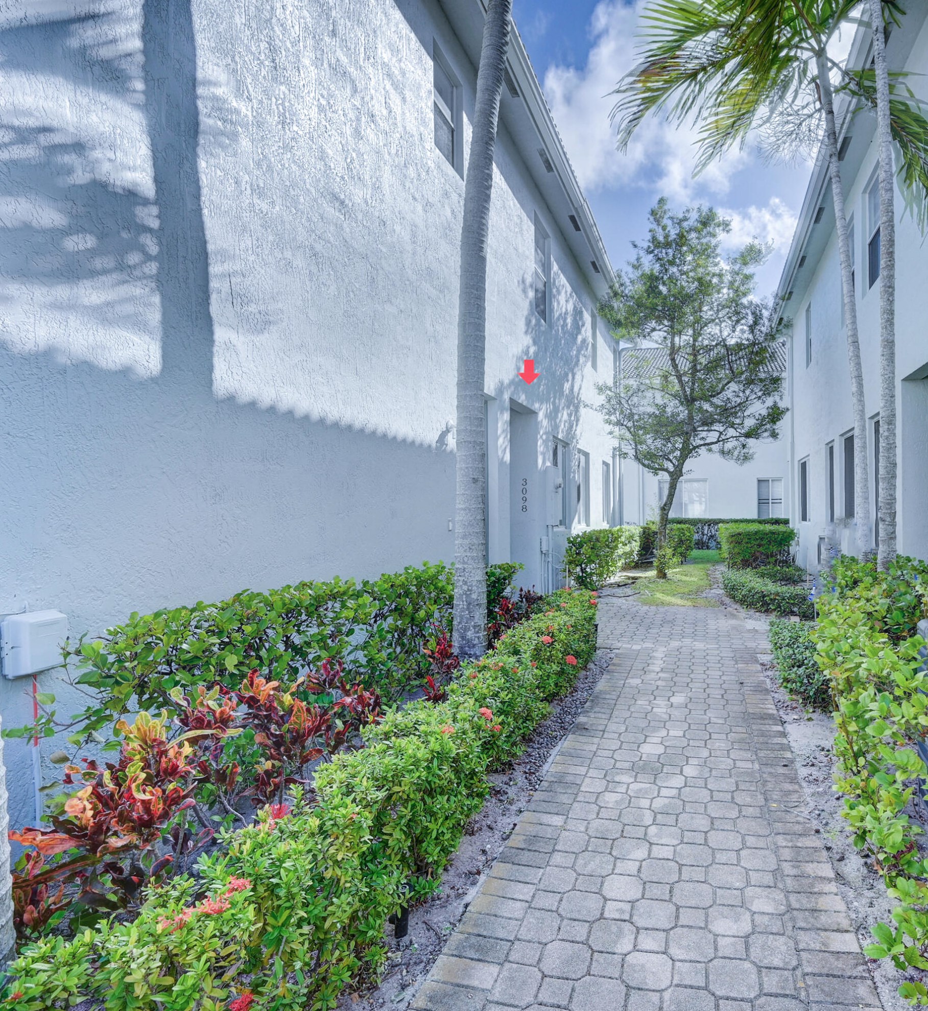 3098 Laurel Ridge Cir, West Palm Beach, FL 33404-1837