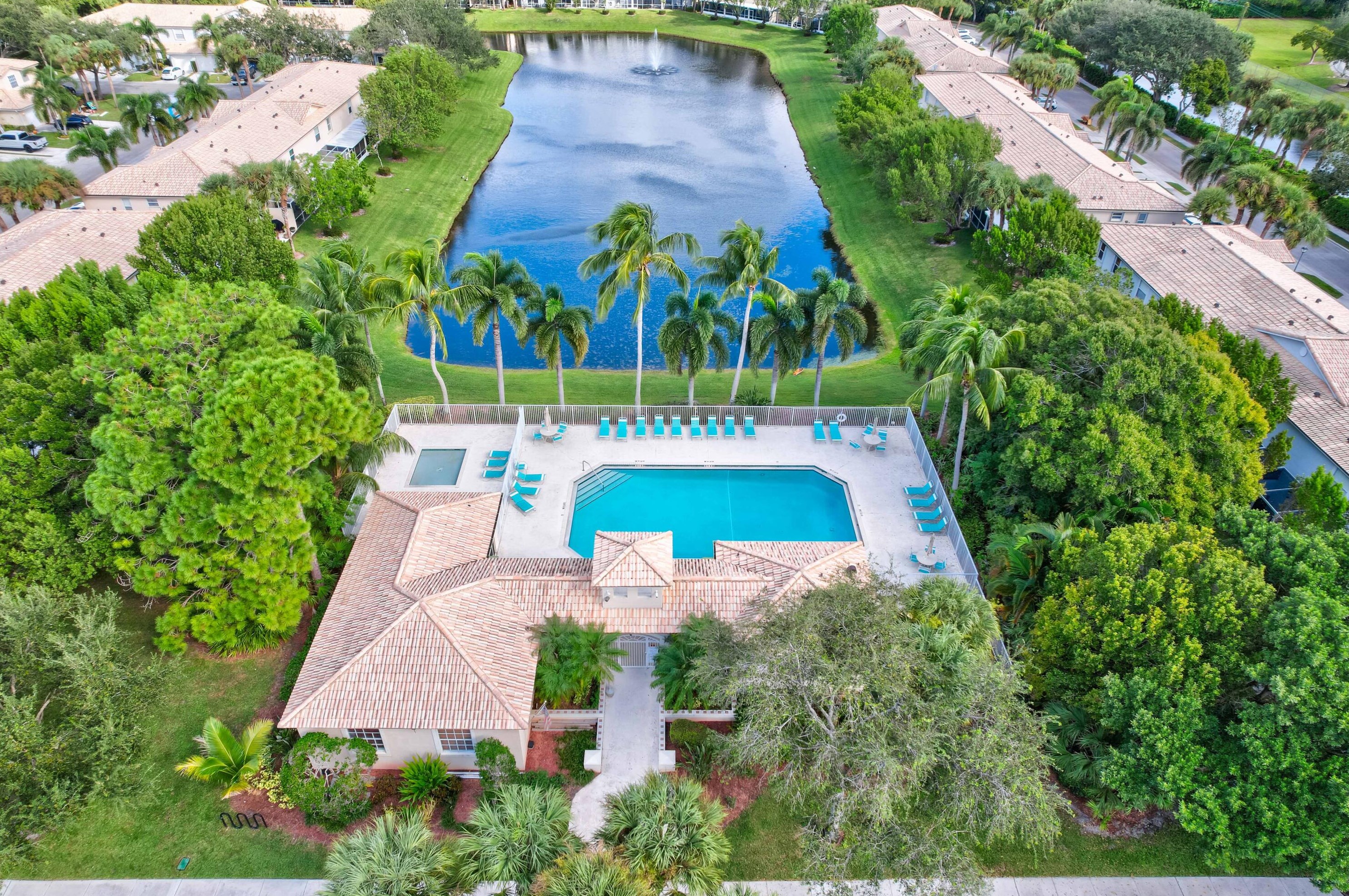 107 Wooden Mill Ter, Jupiter FL  33458-5553 exterior